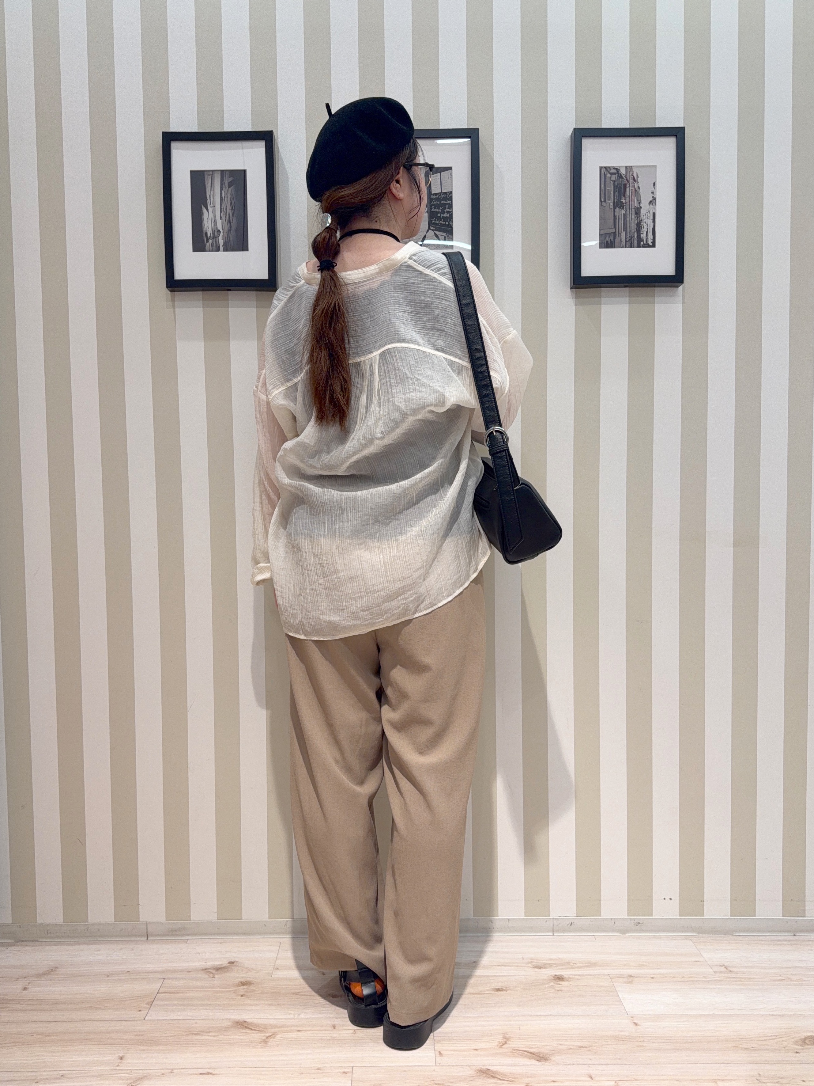 MIYUKIさんの「SHOO･LA･RUE｜【S-LL】大人のシアー感 風合い楽しむバンドカラーシャツ」を使ったコーディネート