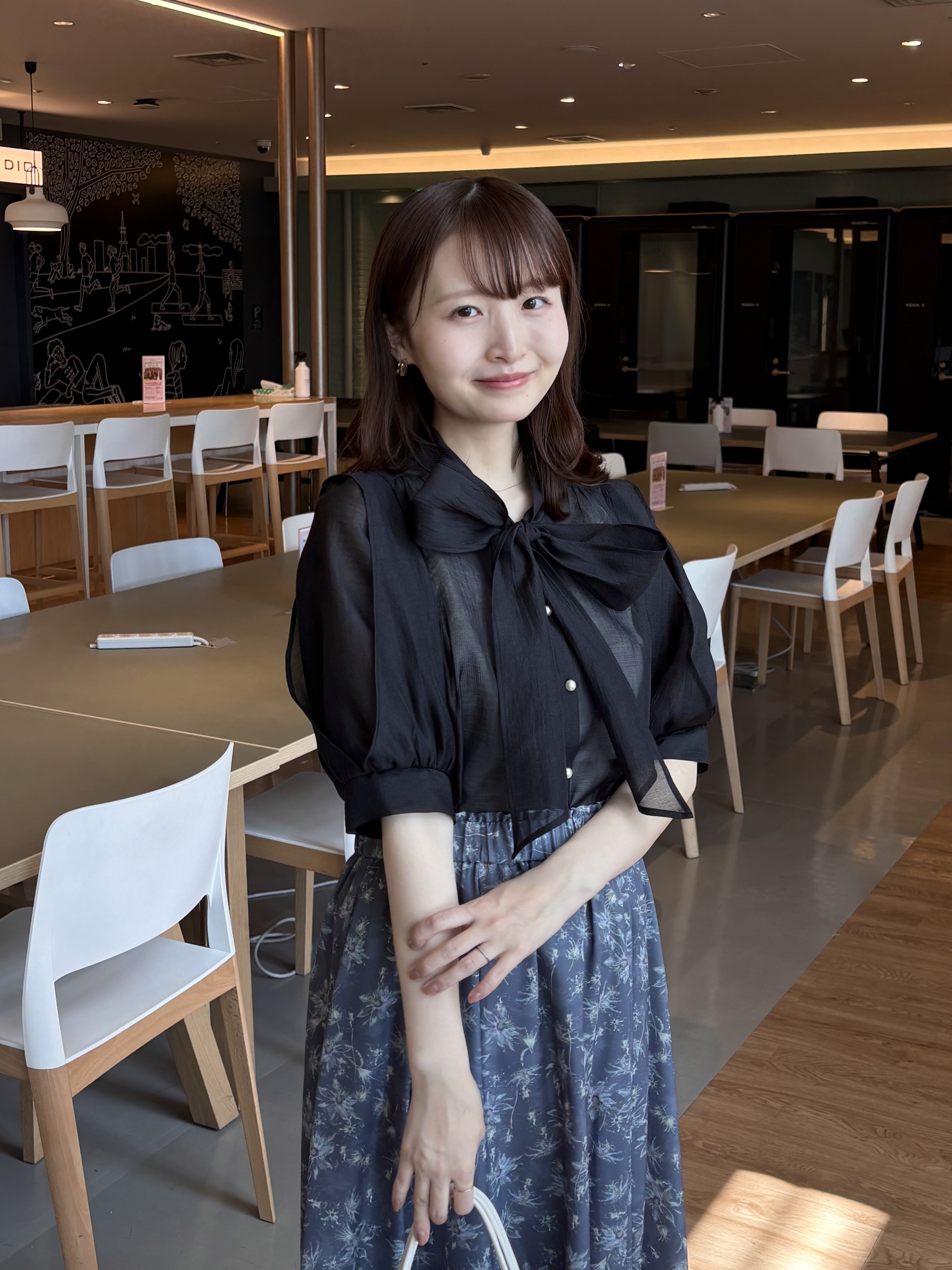 みさかさんの「index｜オーガンシアーリボンフリルブラウス【洗濯機OK／イージーアイロン】」を使ったコーディネート