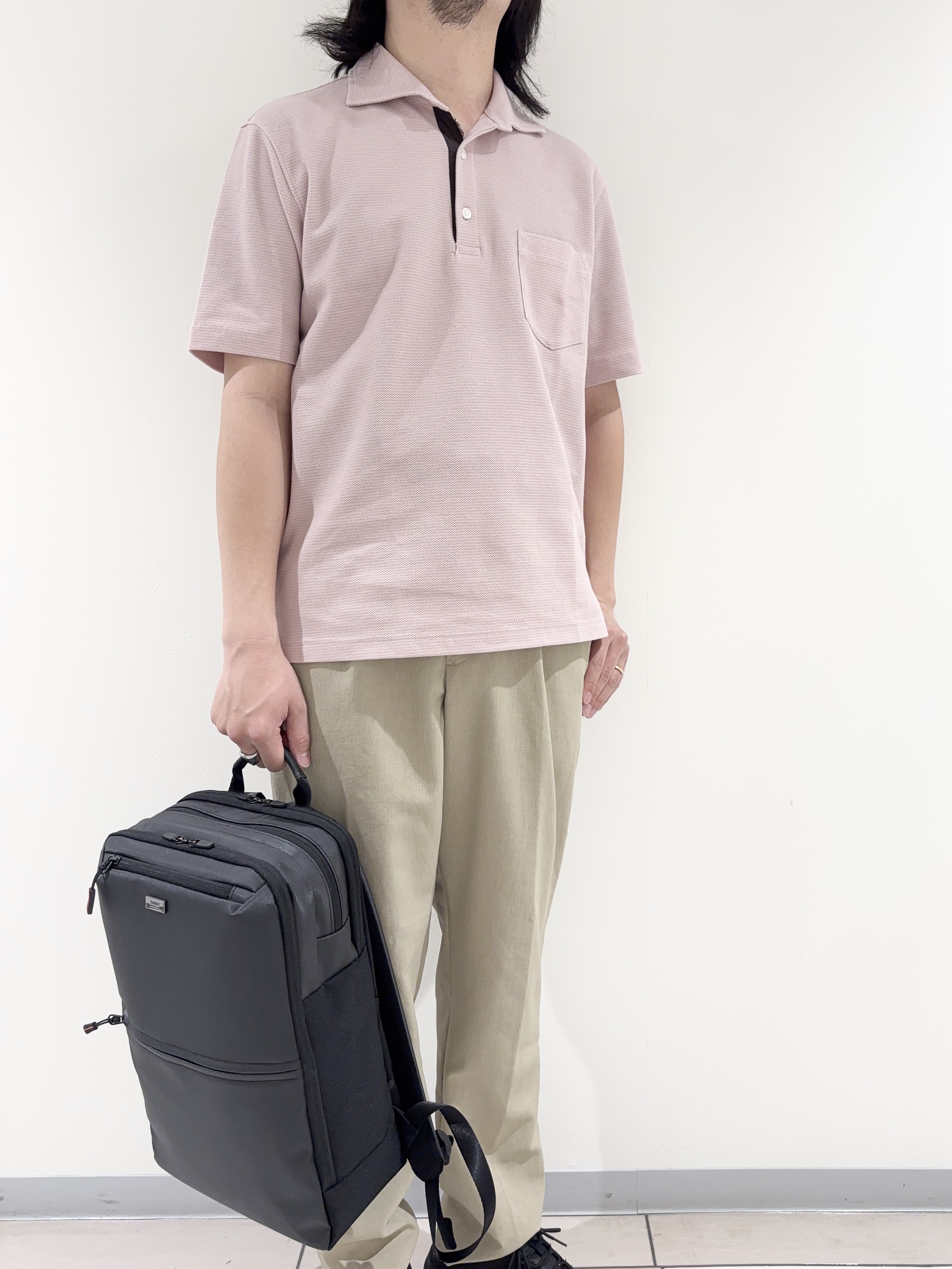 及川さんの「TAKEO KIKUCHI｜【抗菌防臭】ステイフレッシュ ポロシャツ」を使ったコーディネート