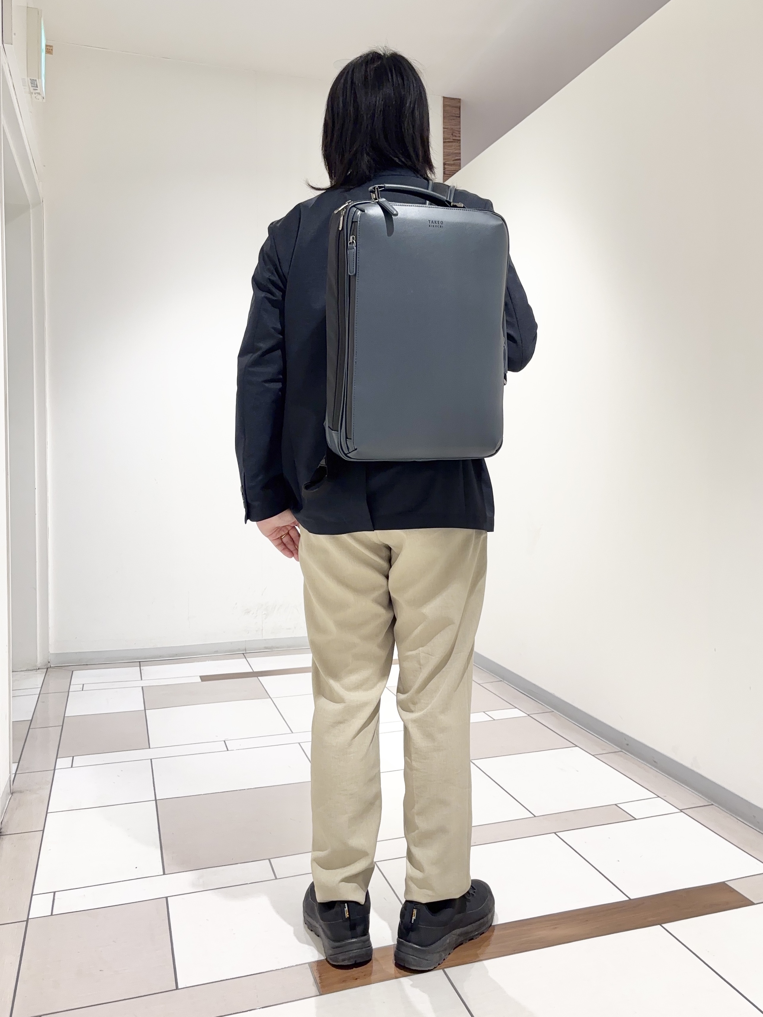 及川さんの「TAKEO KIKUCHI｜【抗菌防臭】COOL DOTS（R）ドビープリント ジャケット」を使ったコーディネート
