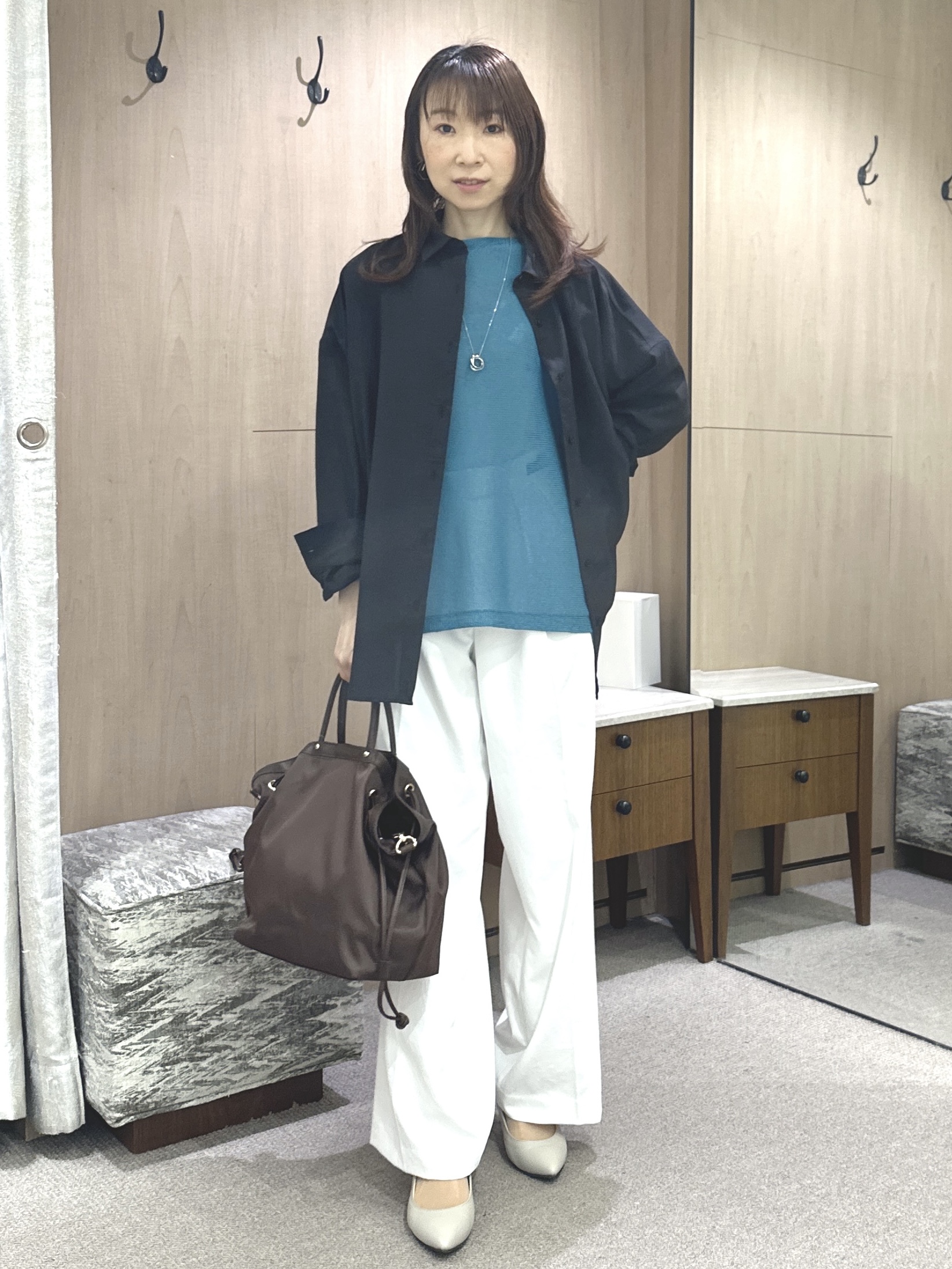 Miwaさんの「UNTITLED｜【2WAY/マシンウォッシャブル】カシュクールデザインシャツ」を使ったコーディネート