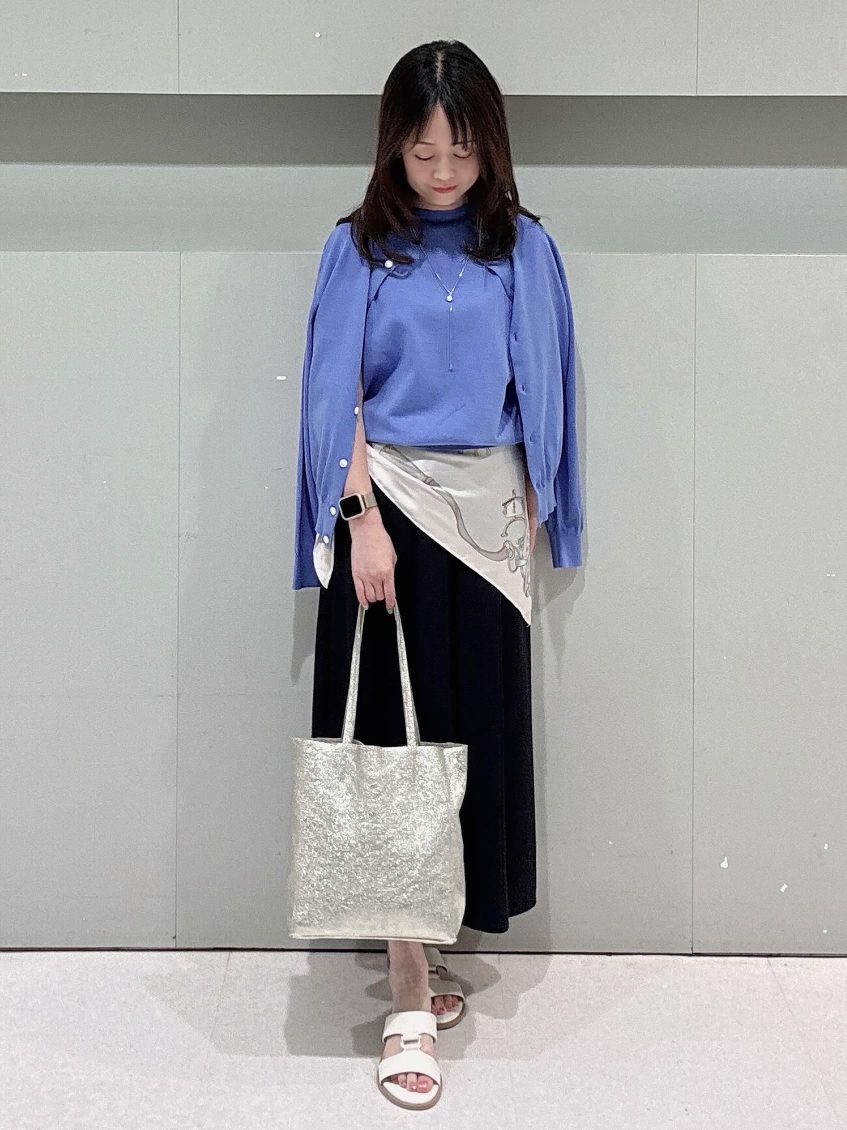 makiさんの「UNTITLED｜【9色展開/アンサンブル可】コットンクルーネックカーディガン」を使ったコーディネート