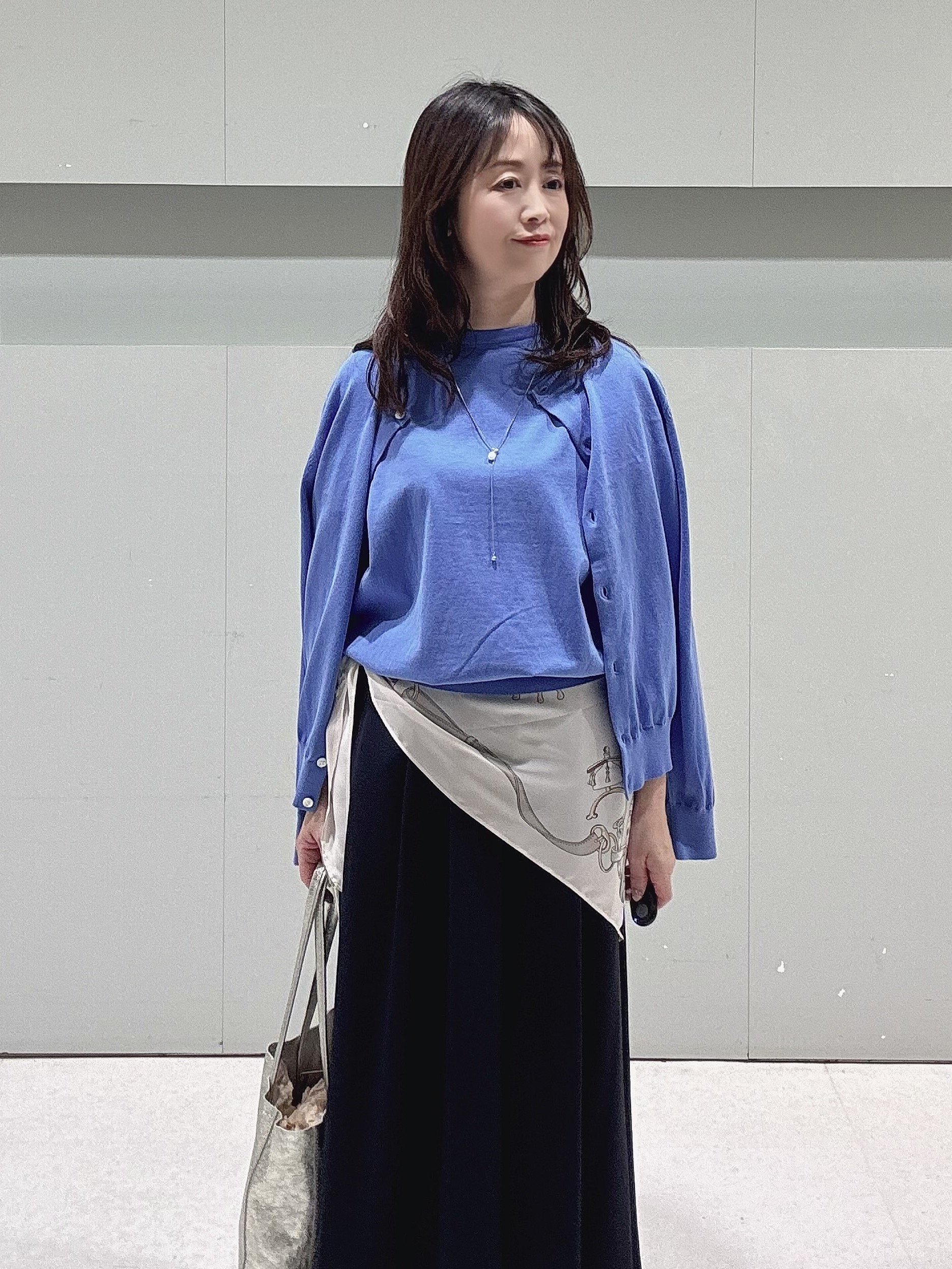 makiさんの「UNTITLED｜【9色展開/アンサンブル可】コットンクルーネックカーディガン」を使ったコーディネート
