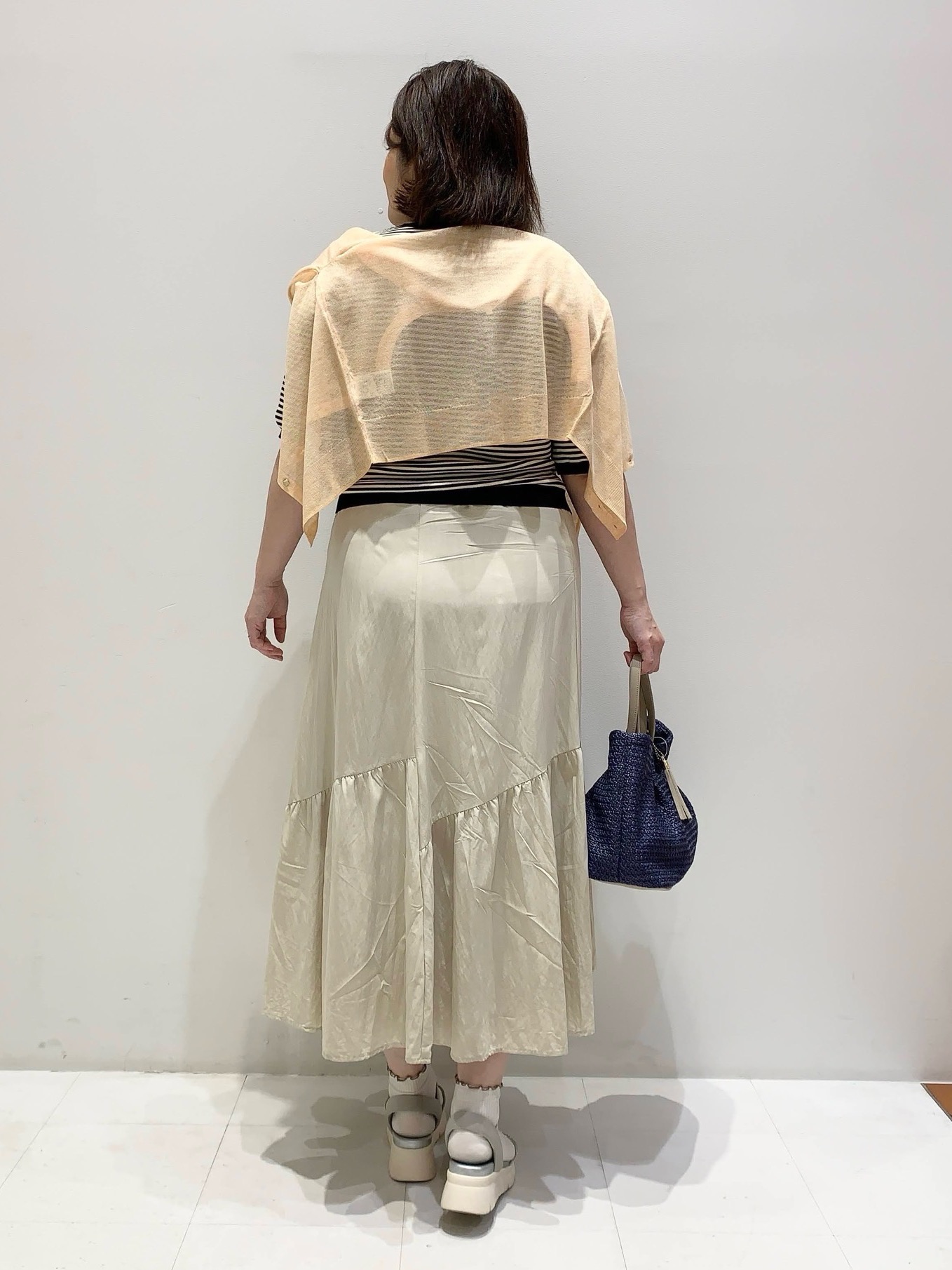 みいちゃんさんの「grove｜高評価！【洗える/名品】大人の透け感、シアーカーディガン」を使ったコーディネート