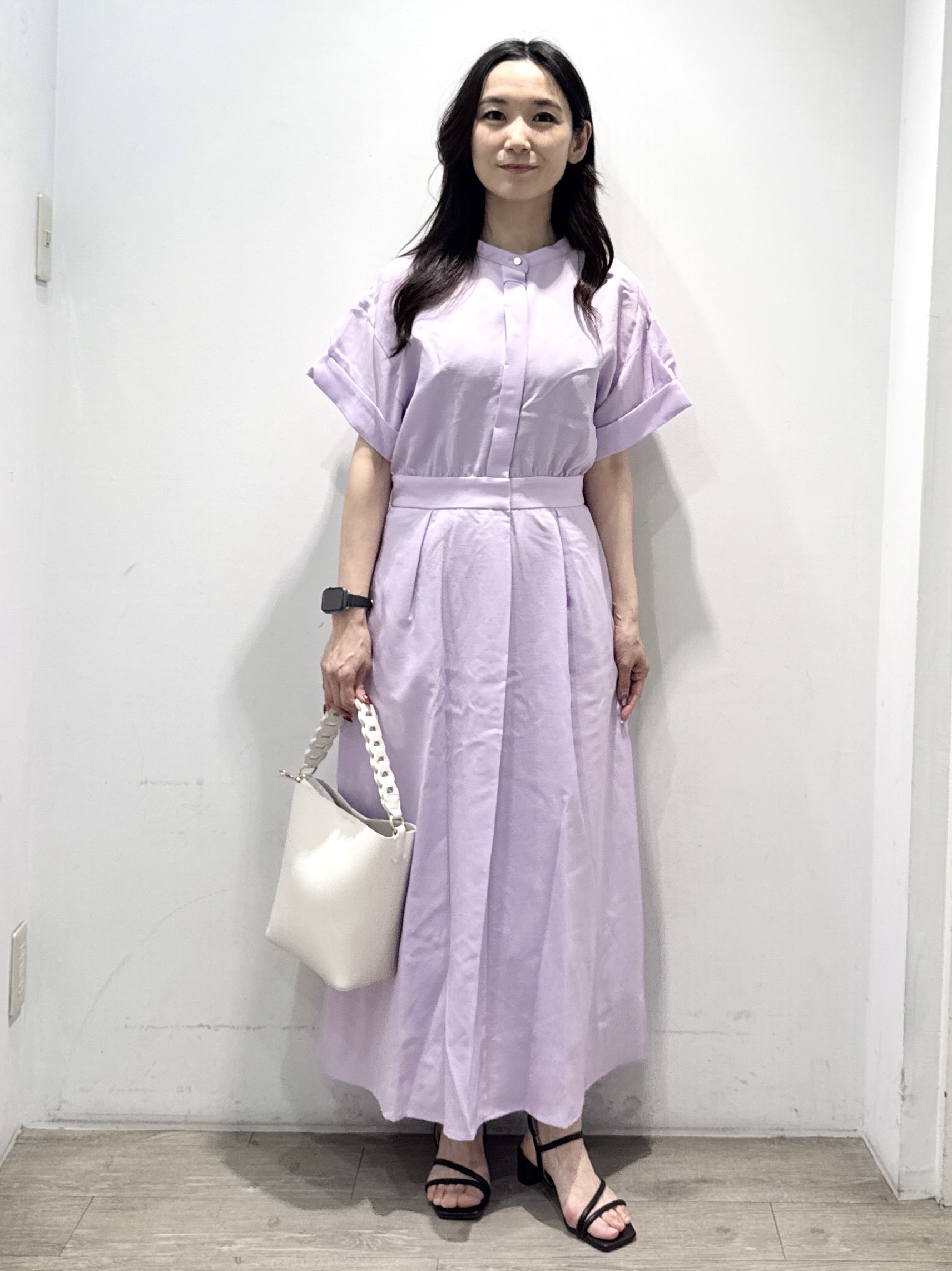 yuicciさんの「OPAQUE.CLIP｜【接触冷感／吸水速乾】リネンライク シャツワンピース《洗濯機OK》」を使ったコーディネート