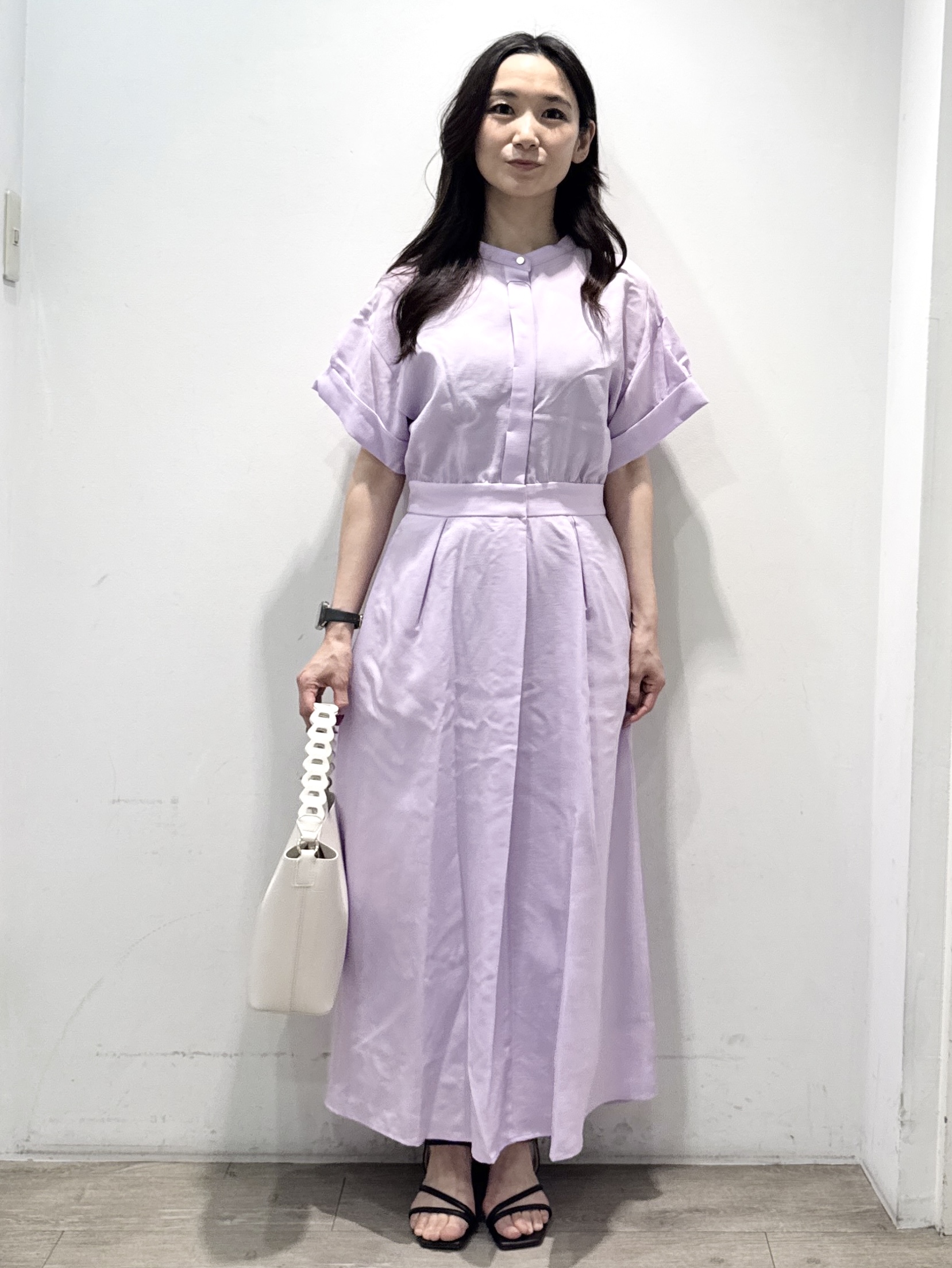 yuicciさんの「OPAQUE.CLIP｜【接触冷感／吸水速乾】リネンライク シャツワンピース《洗濯機OK》」を使ったコーディネート