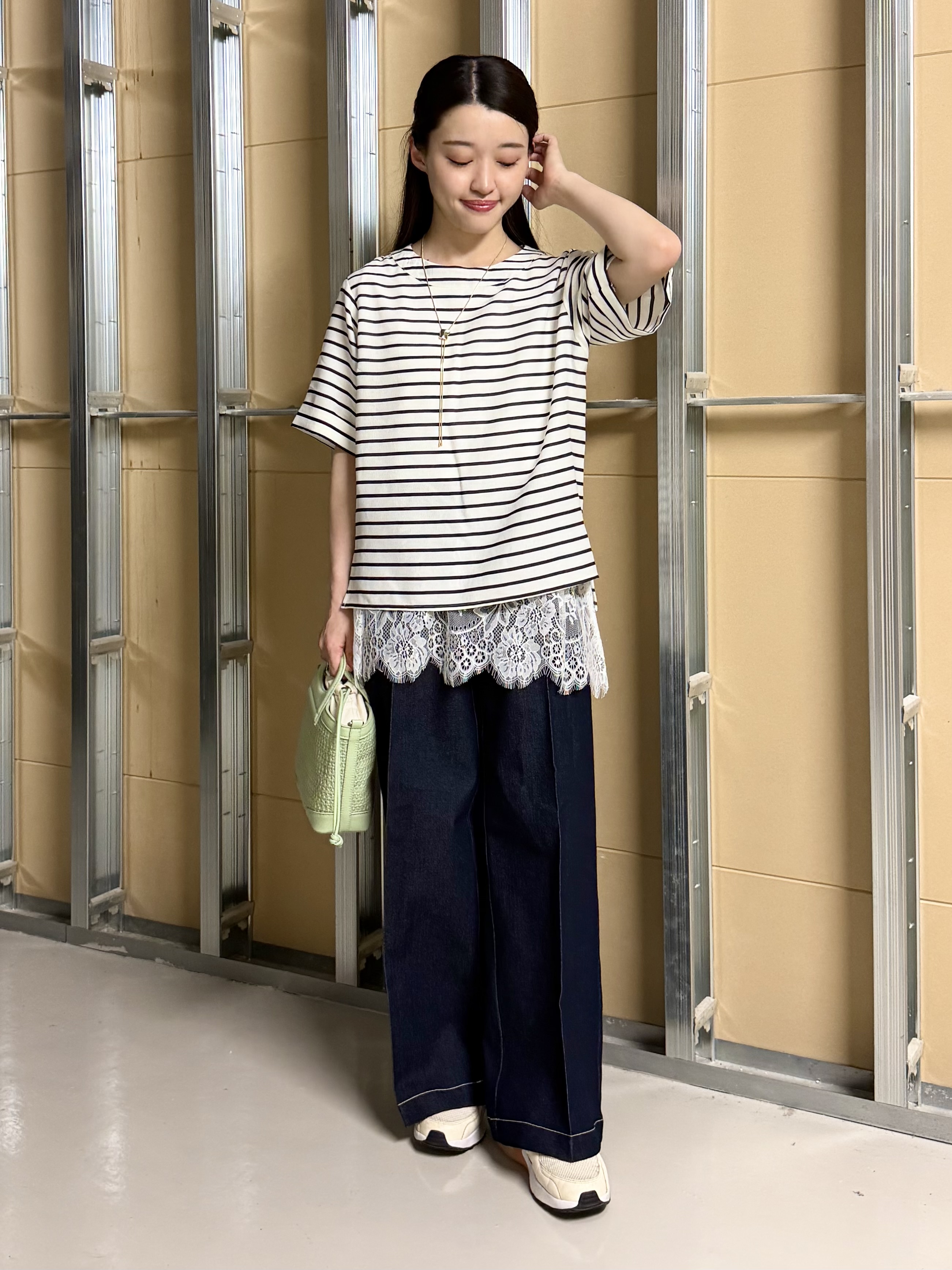 sahoさんの「THE SHOP TK｜【M-XL/二の腕カバー】さらり麻調メッシュ5分袖ブラウス」を使ったコーディネート