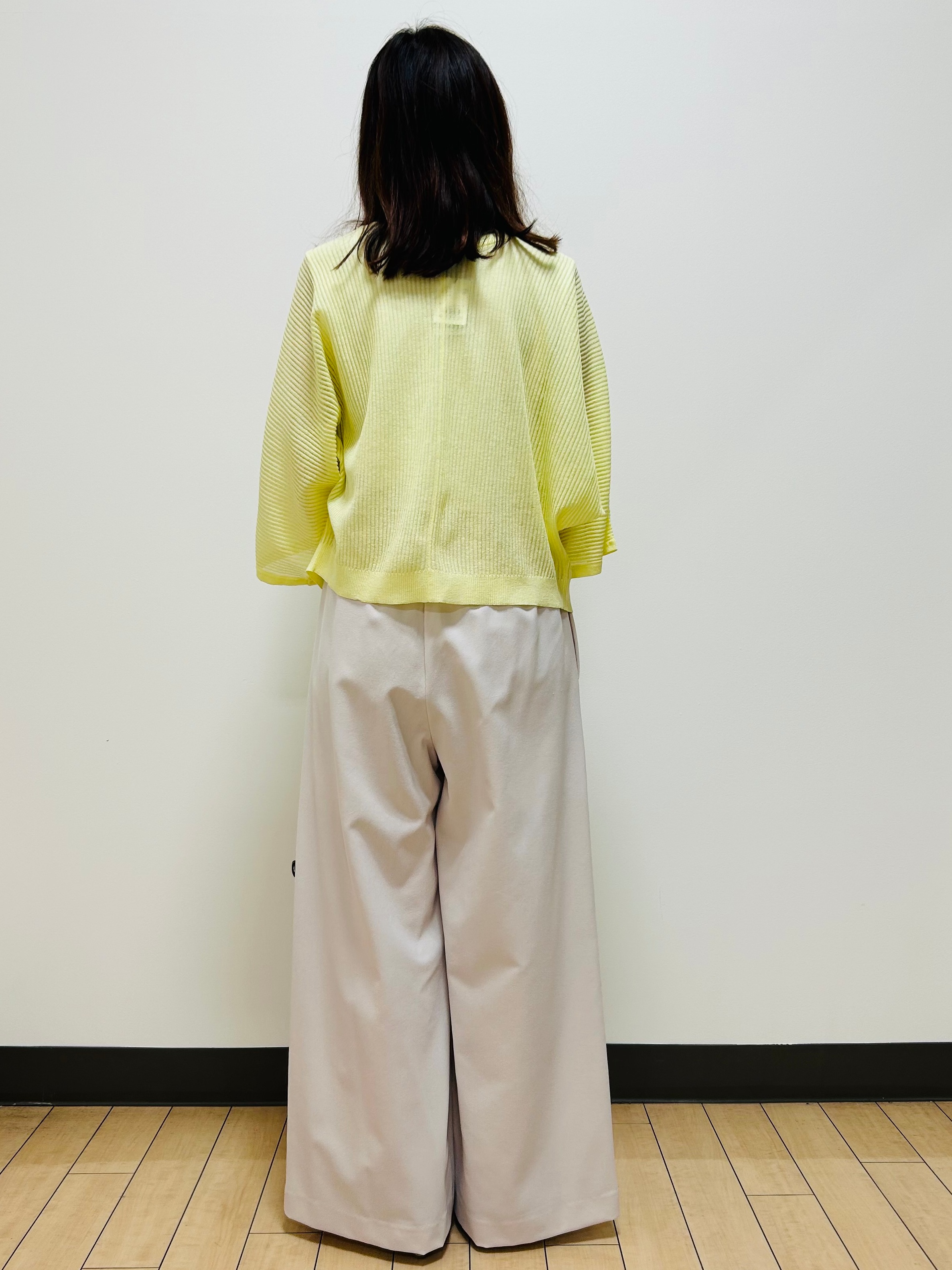 miiiさんの「Reflect｜【前後2WAY】オフボディ リラクシーニット」を使ったコーディネート