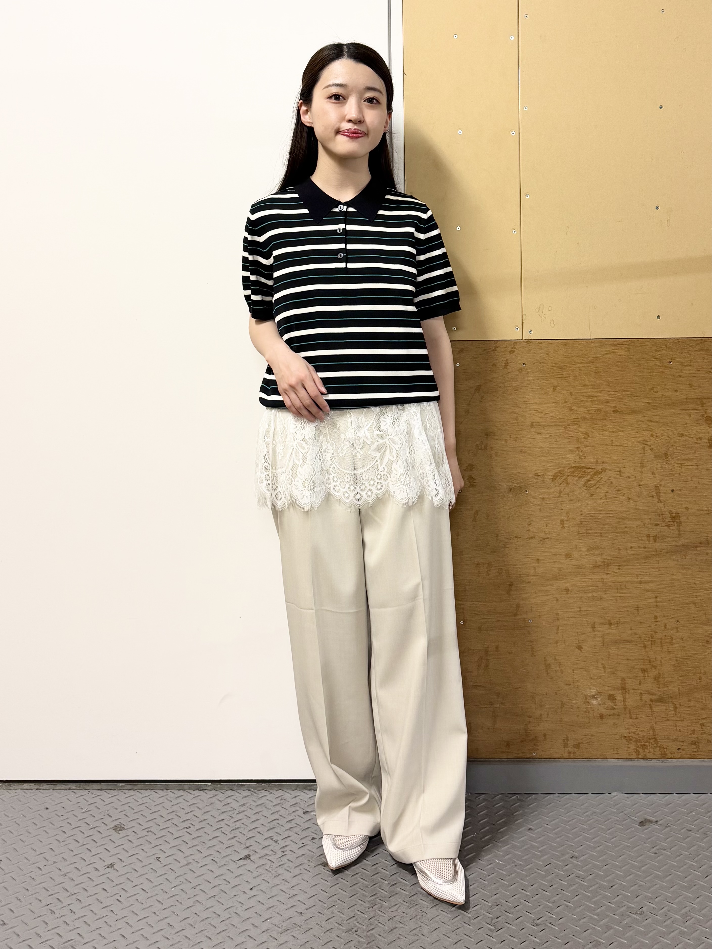 sahoさんの「THE SHOP TK｜【ひんやり/アンチピリング/UV】1枚で主役になる ボーダーポロニット」を使ったコーディネート