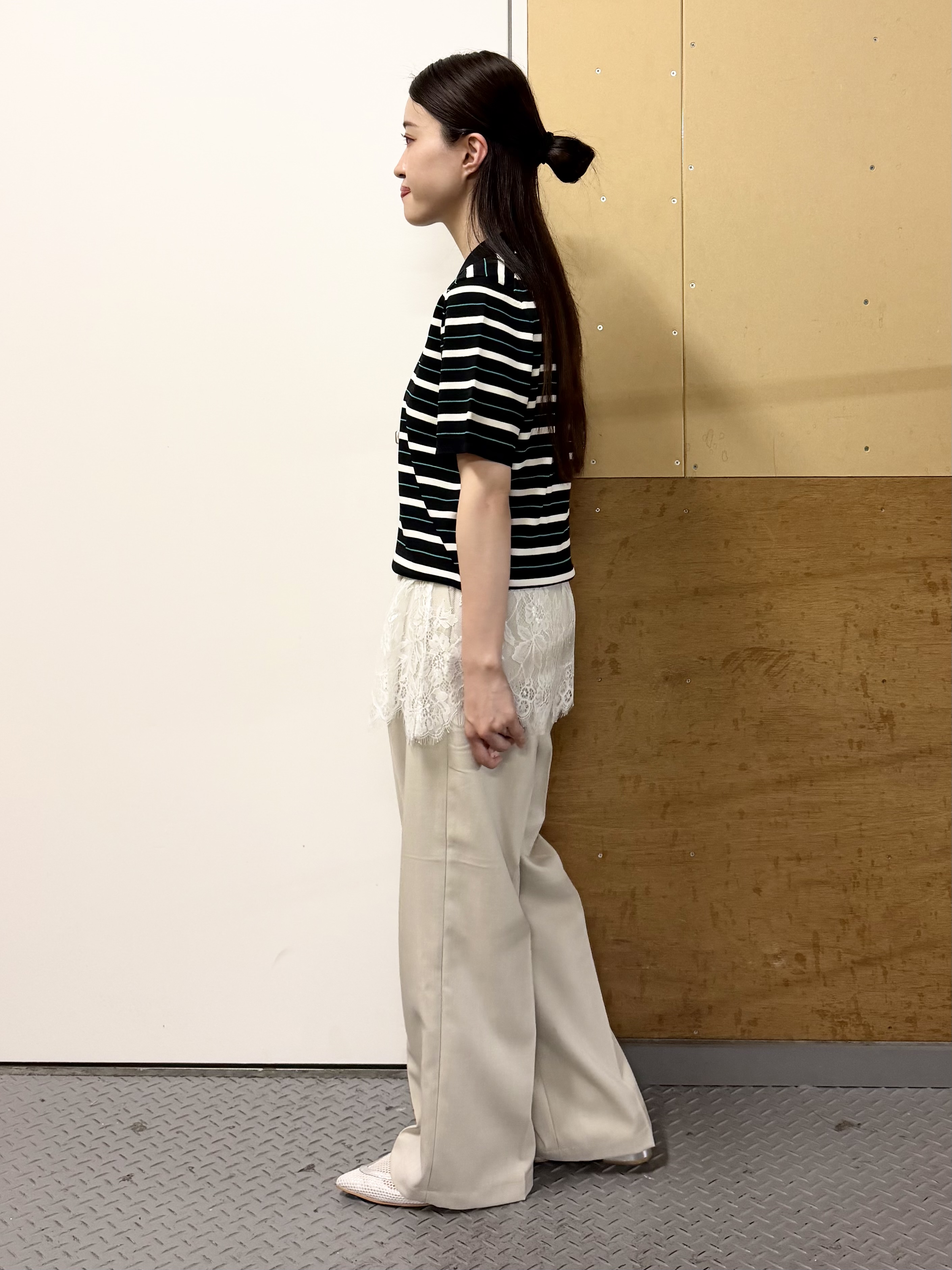 sahoさんの「THE SHOP TK｜【ひんやり/アンチピリング/UV】1枚で主役になる ボーダーポロニット」を使ったコーディネート