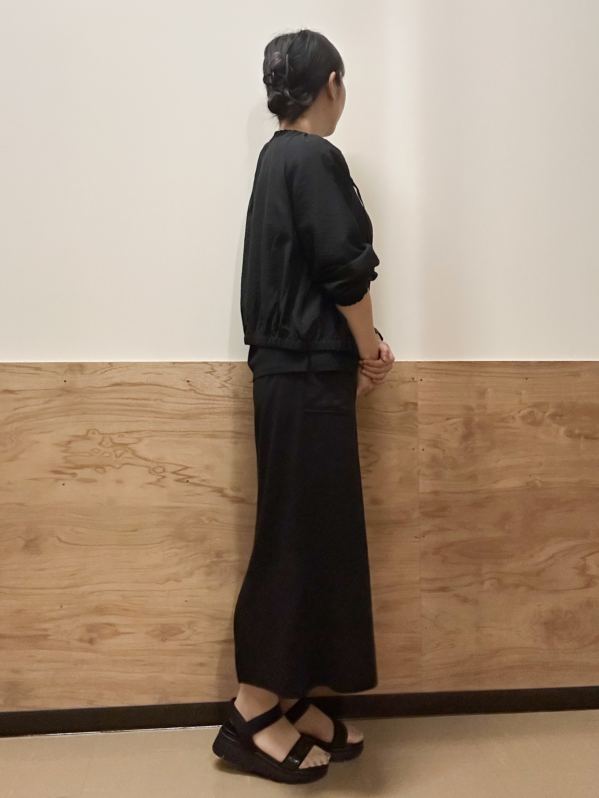 すーさんの「grove｜気温調整にも◎ブラウス感覚で羽織れるシアーブルゾン」を使ったコーディネート