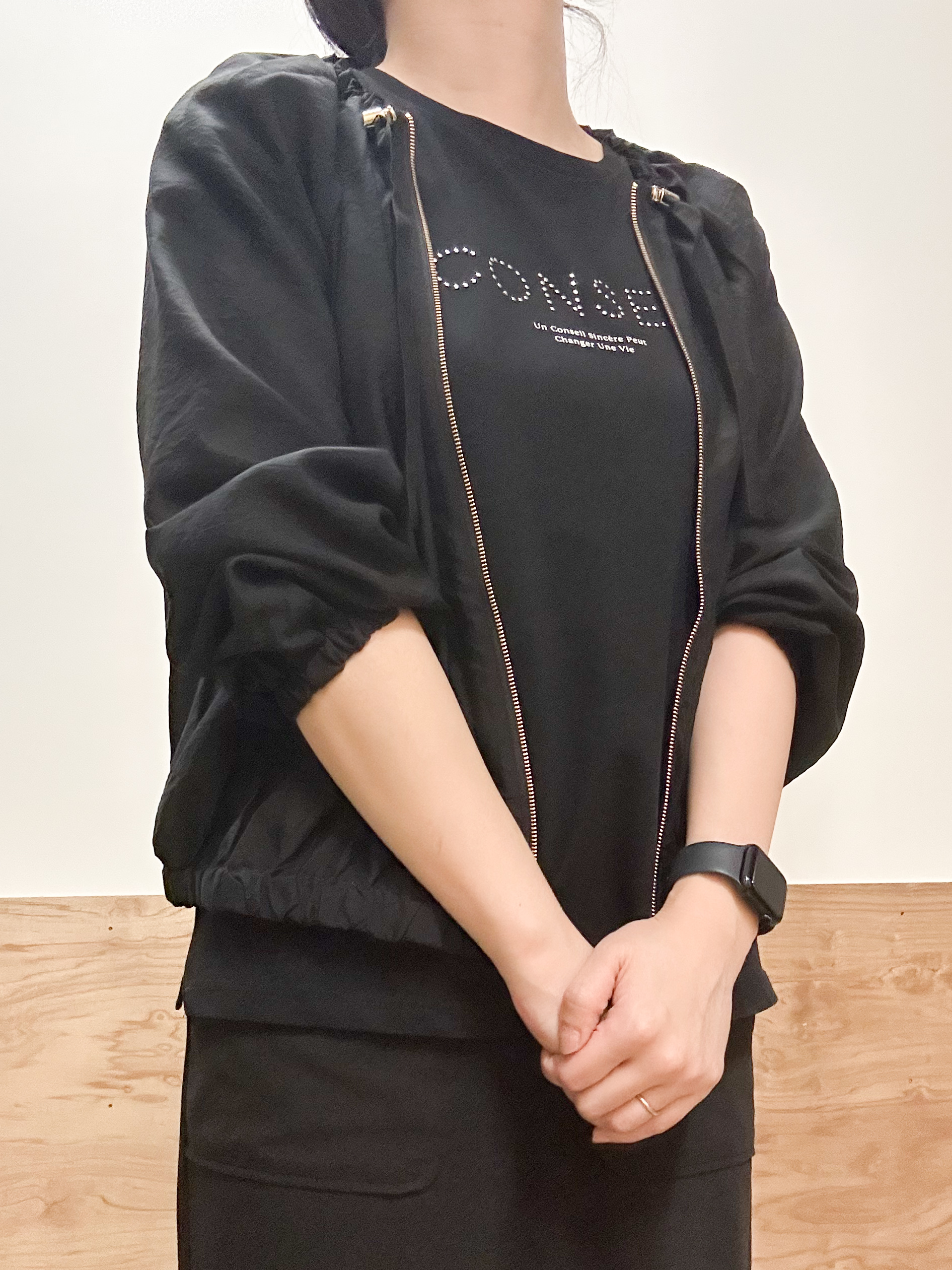 すーさんの「grove｜気温調整にも◎ブラウス感覚で羽織れるシアーブルゾン」を使ったコーディネート