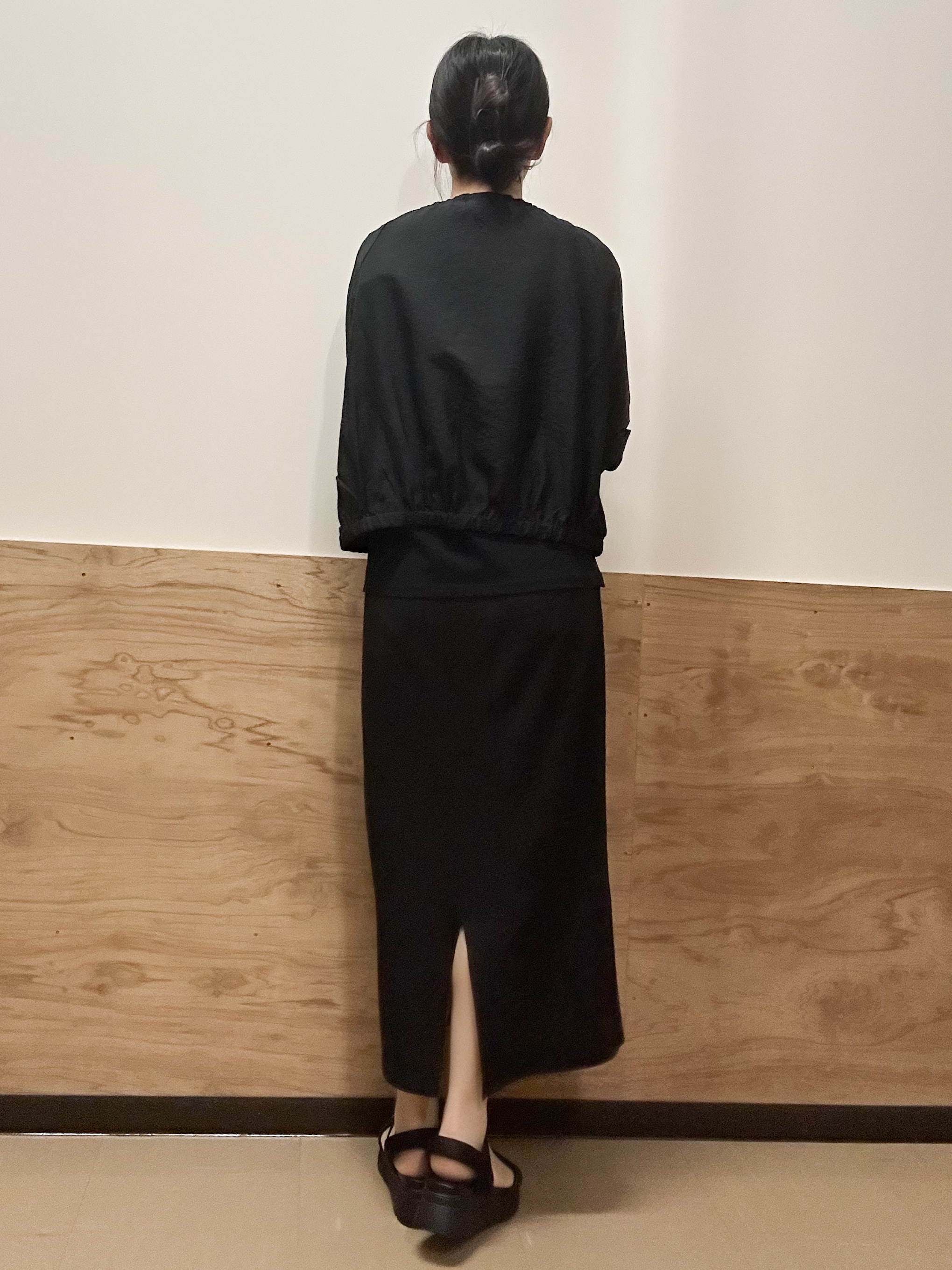 すーさんの「grove｜気温調整にも◎ブラウス感覚で羽織れるシアーブルゾン」を使ったコーディネート
