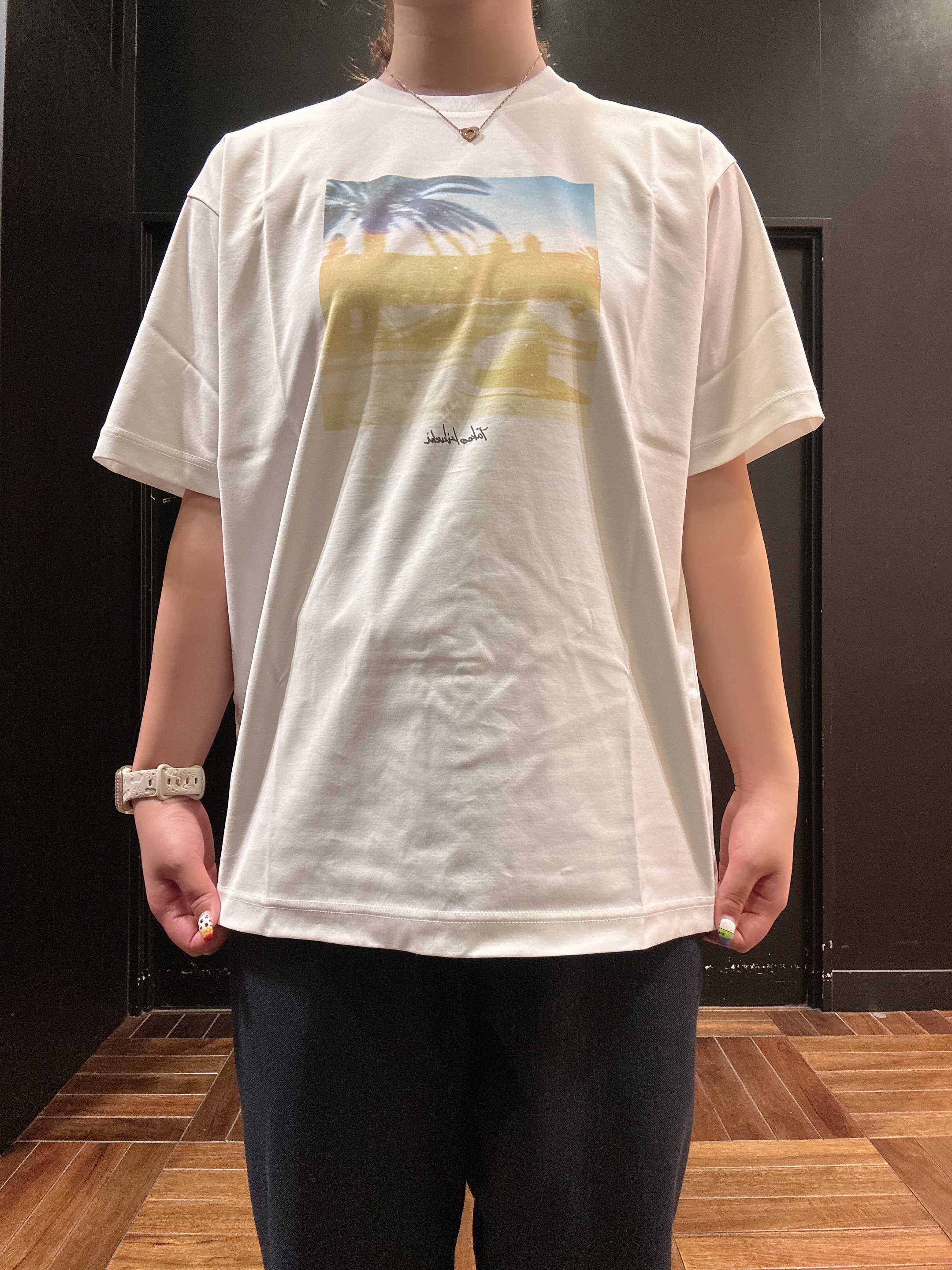 ヒナさんの「TAKEO KIKUCHI｜マラケシュ フォト Tシャツ」を使ったコーディネート