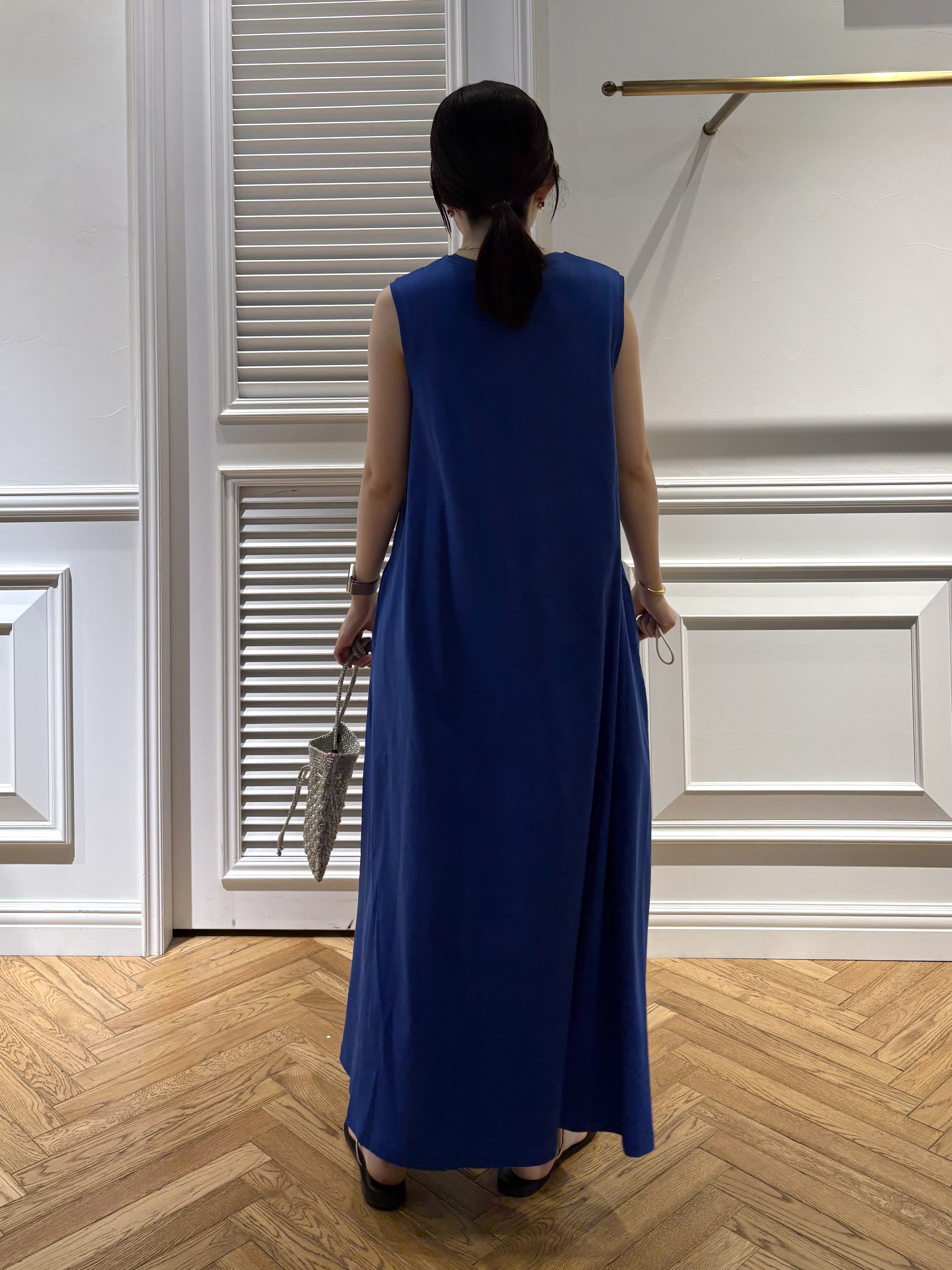 cocoさんの「DRESSTERIOR｜【接触冷感／抗菌防臭／消臭/ウォッシャブル】アイスクリアコットン フレンチスリーブワンピース」を使ったコーディネート