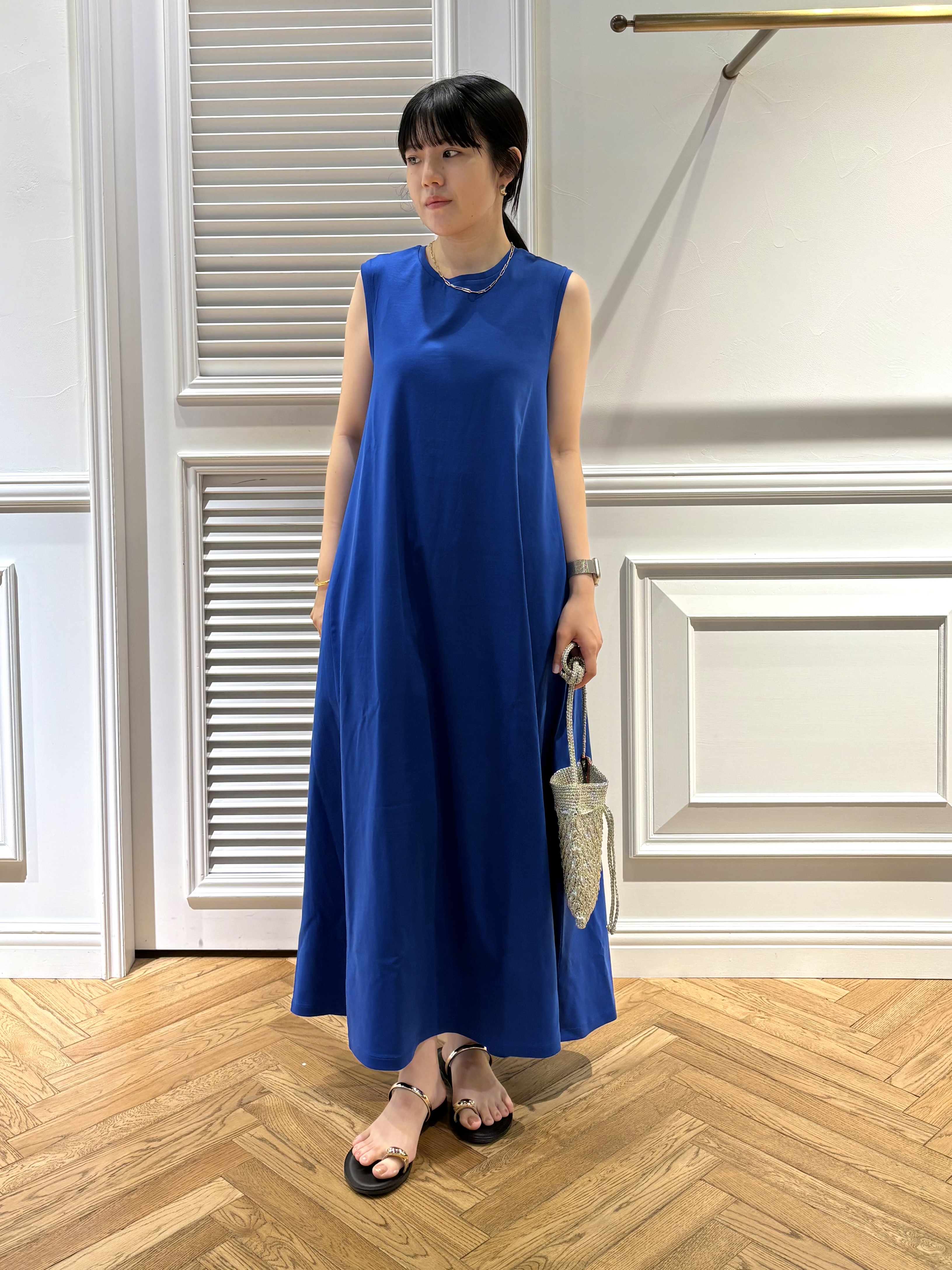 cocoさんの「DRESSTERIOR｜【接触冷感／抗菌防臭／消臭/ウォッシャブル】アイスクリアコットン フレンチスリーブワンピース」を使ったコーディネート
