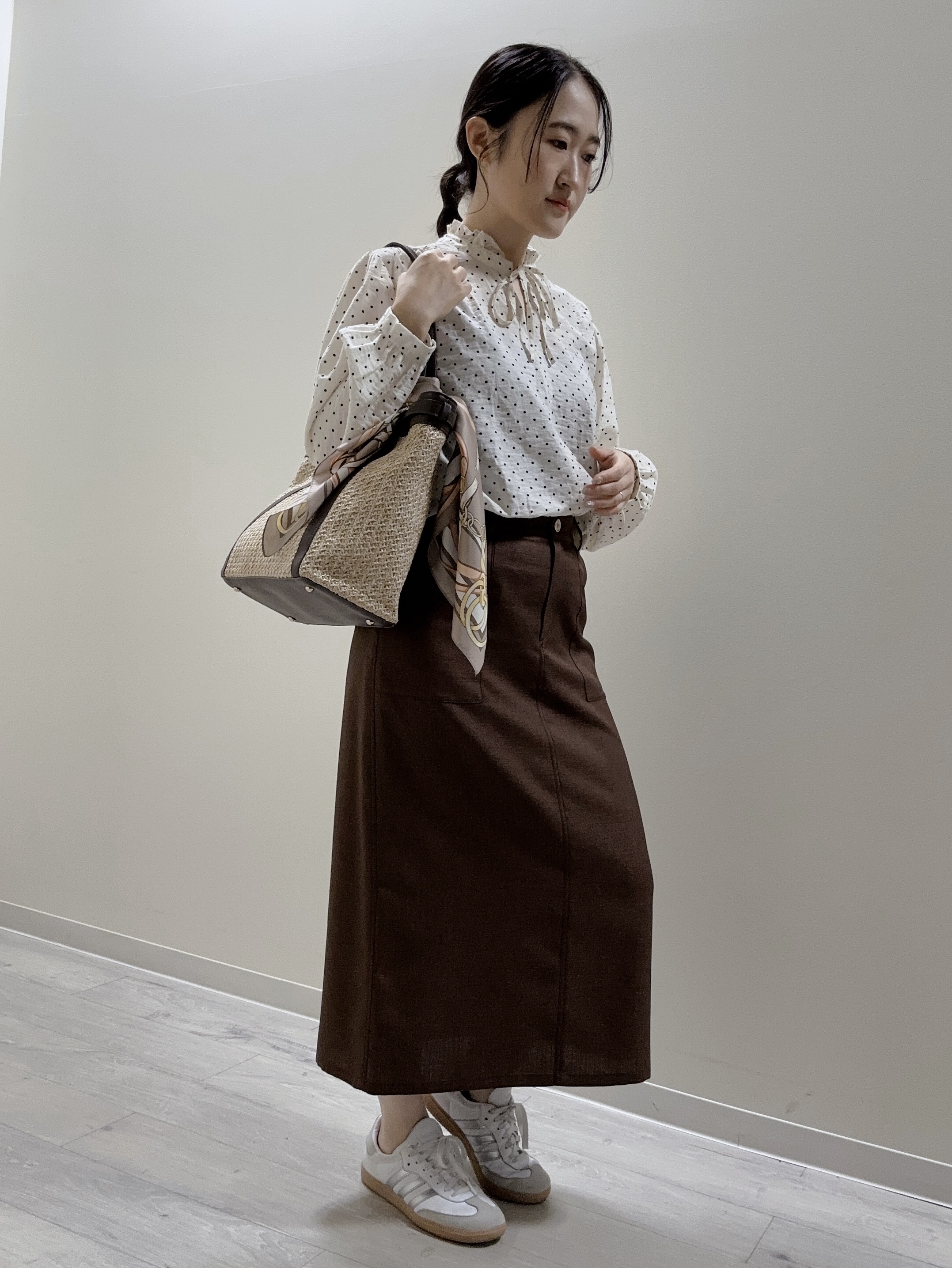 末廣美智子さんの「Reflect｜【セットアップ可】ドット柄ワッシャーブラウス」を使ったコーディネート