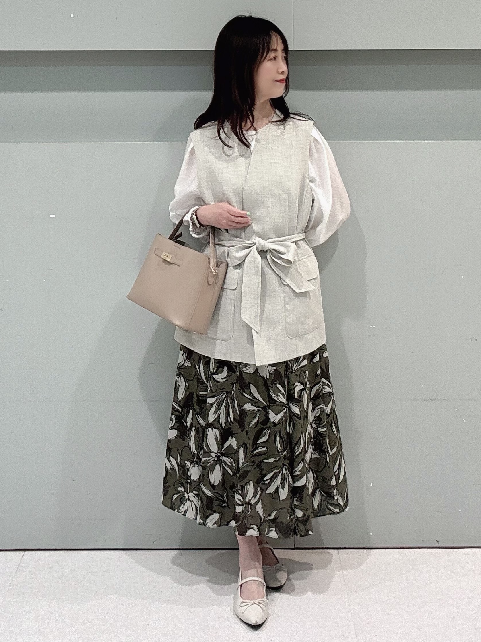 makiさんの「UNTITLED｜【セットアップ可/UV/接触冷感】スラブキーネックジレ」を使ったコーディネート