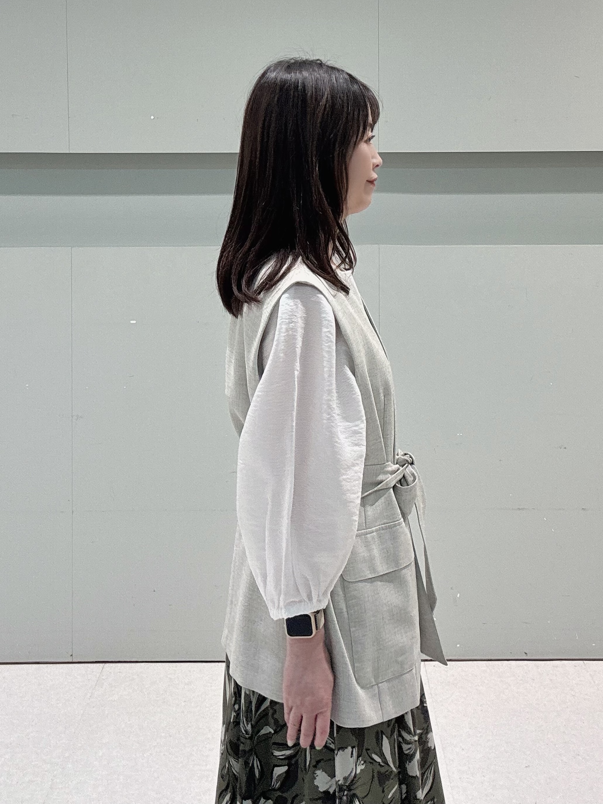makiさんの「UNTITLED｜【セットアップ可/UV/接触冷感】スラブキーネックジレ」を使ったコーディネート