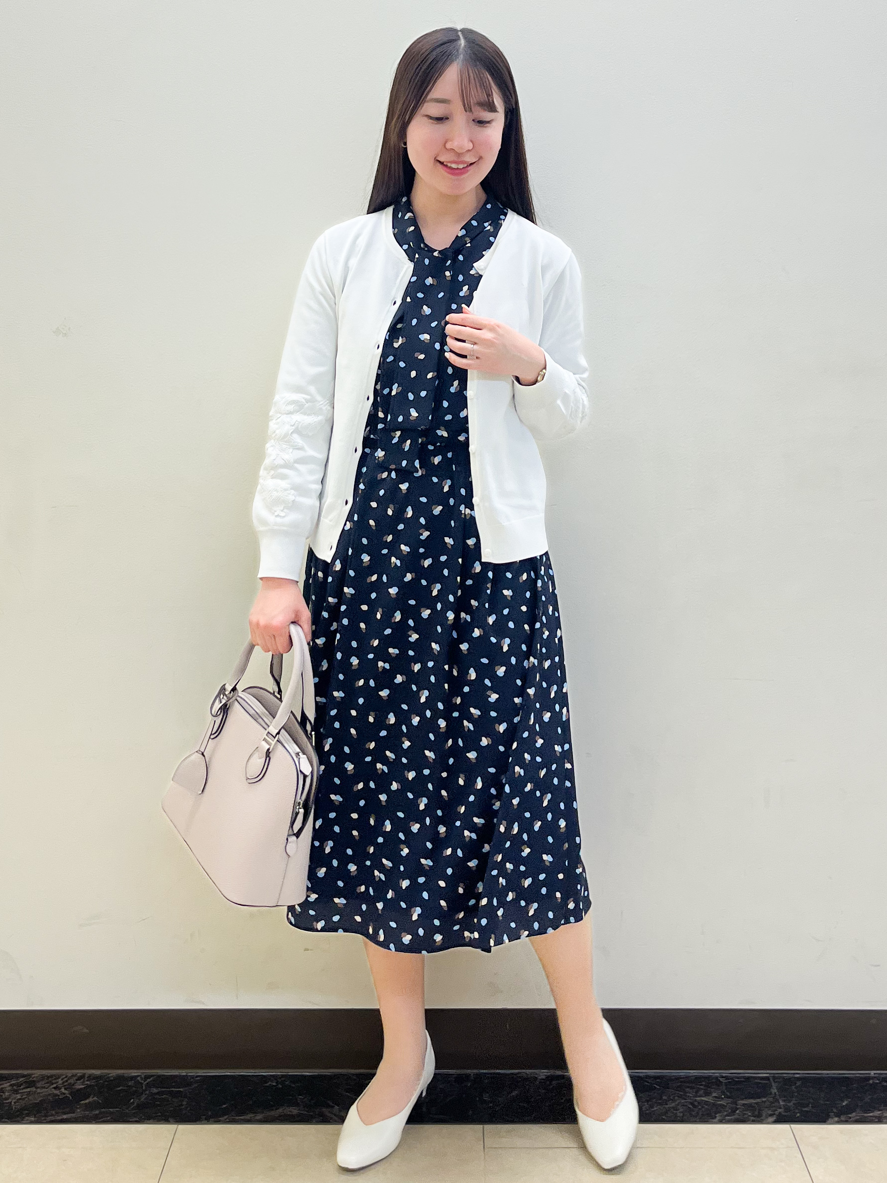 mikikoさんの「Reflect｜レースデザインスリーブカーディガン」を使ったコーディネート