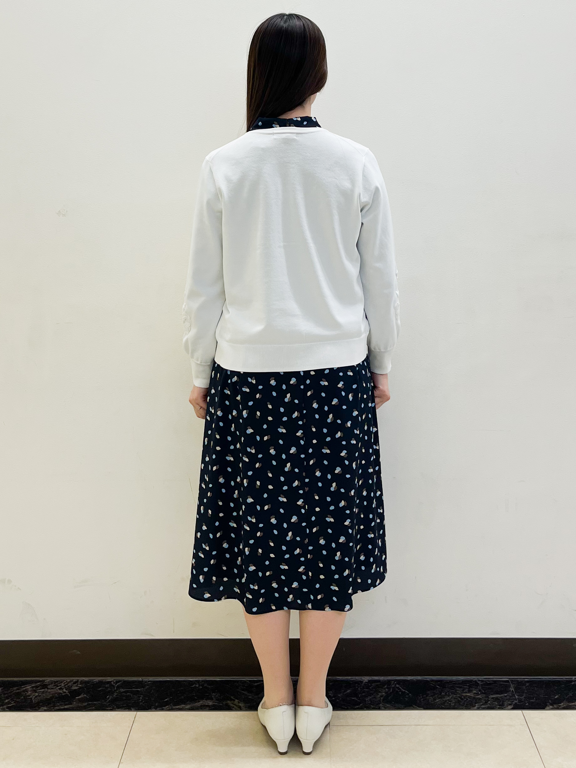mikikoさんの「Reflect｜レースデザインスリーブカーディガン」を使ったコーディネート