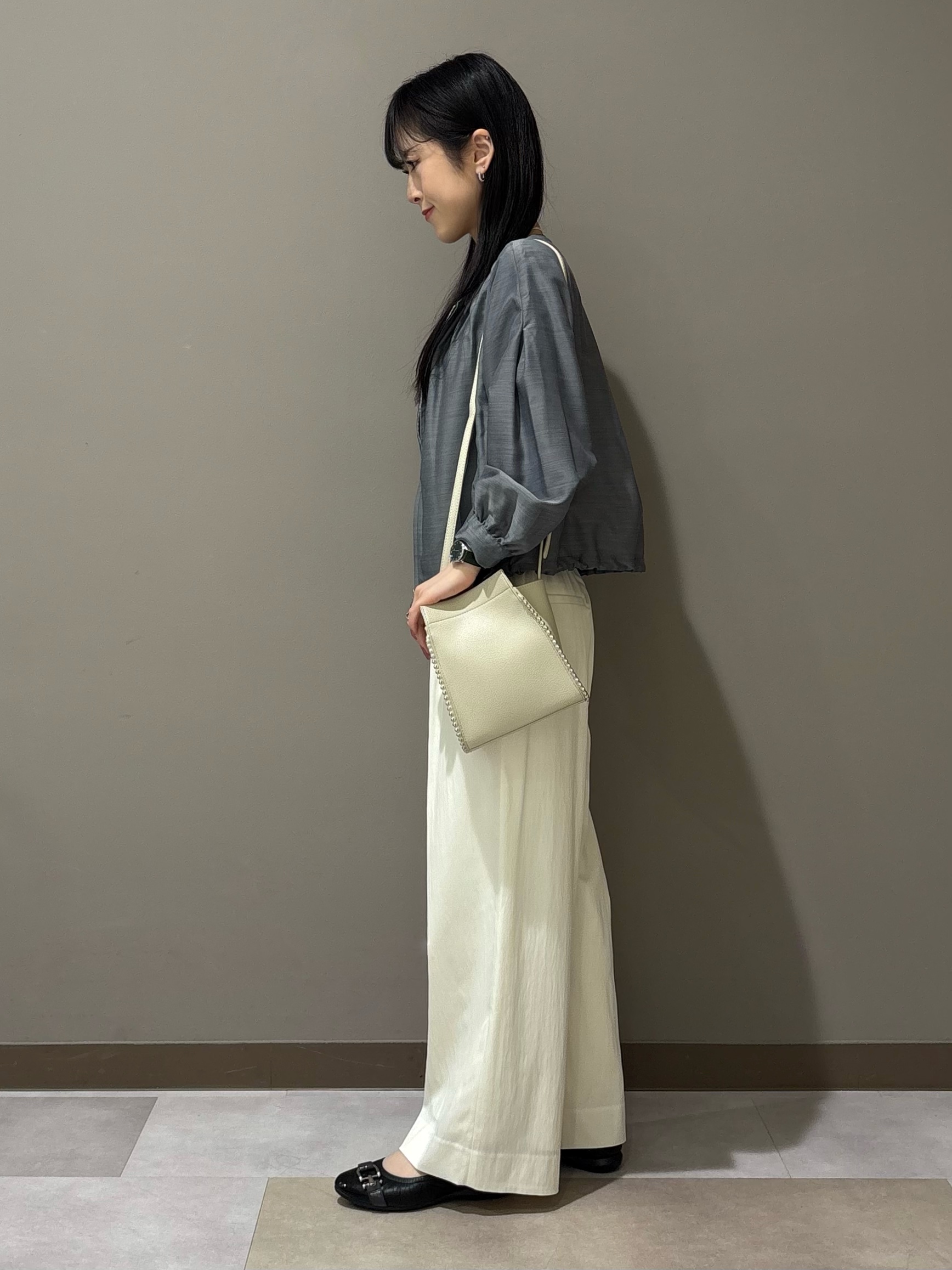 KEIKOさんの「INDIVI｜【洗える／大人シアー】エアリー バルーンブルゾン」を使ったコーディネート