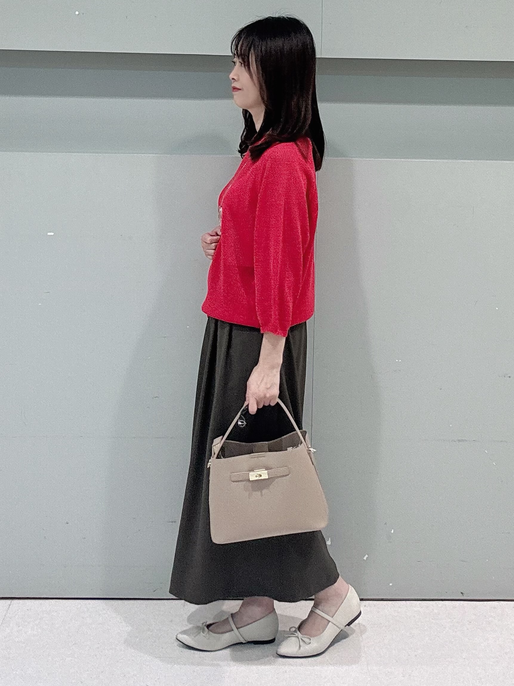 makiさんの「UNTITLED｜【洗える/ゆったり】クルーネックドライニット」を使ったコーディネート