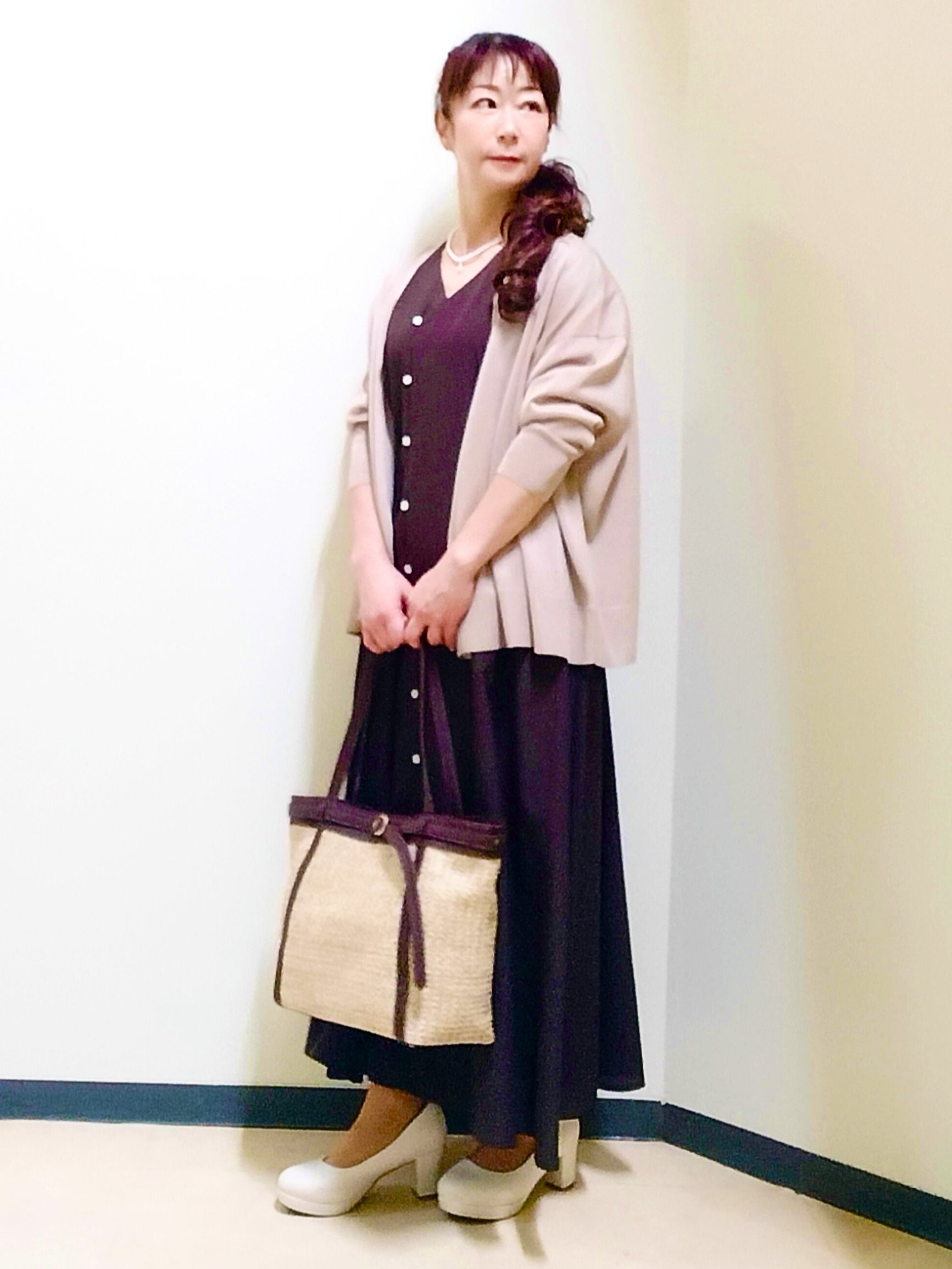 花さんの「Reflect｜【通気性あり／涼しい／マシンウォッシャブル】フロントボタンワンピース」を使ったコーディネート