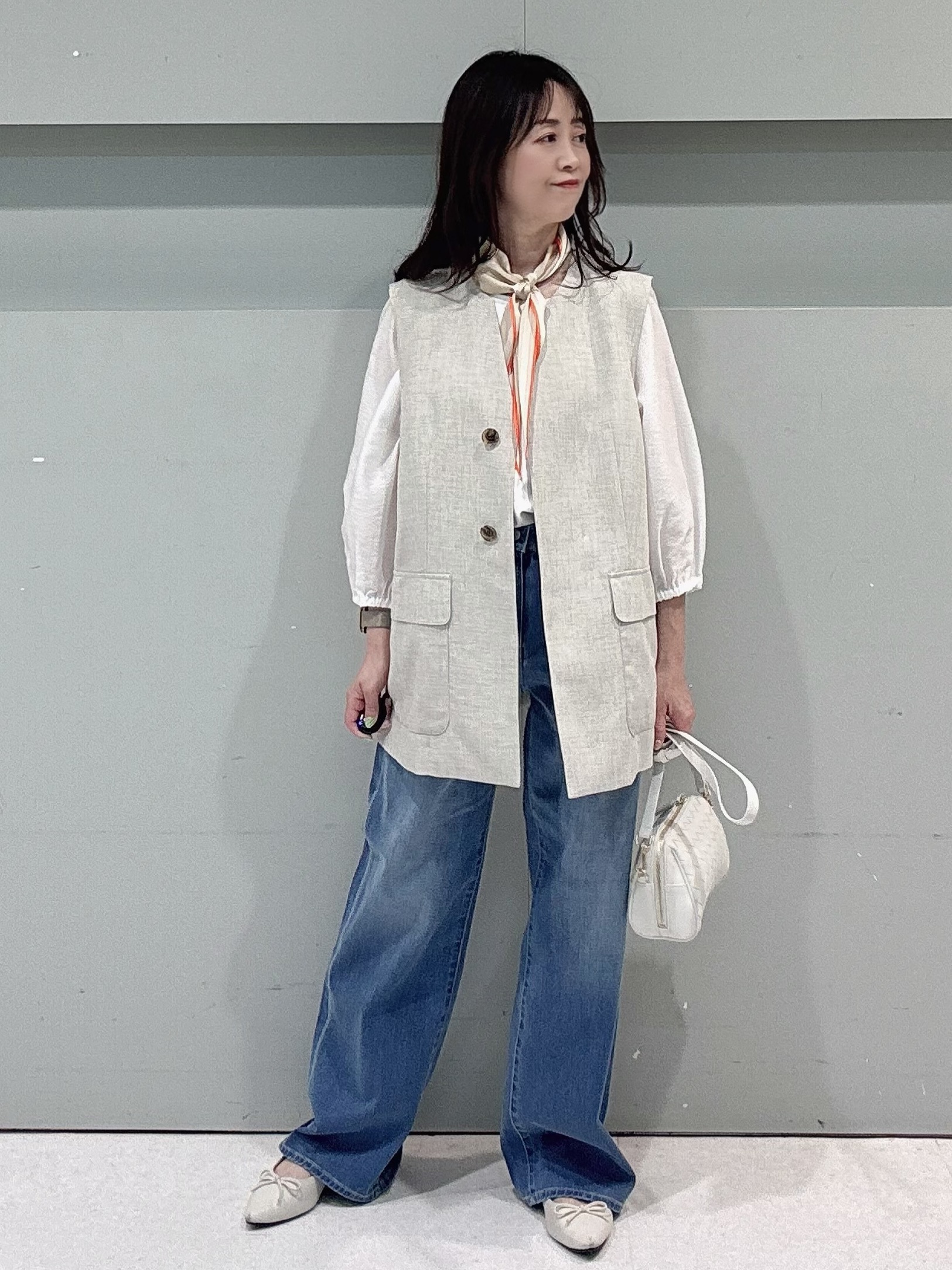 makiさんの「UNTITLED｜【セットアップ可/UV/接触冷感】スラブキーネックジレ」を使ったコーディネート