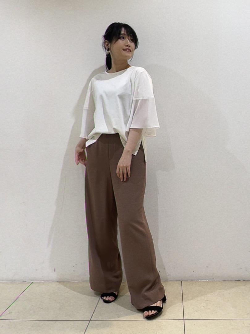watanabeさんの「UNTITLED｜【洗える/華奢見え】袖シアープルオーバー」を使ったコーディネート