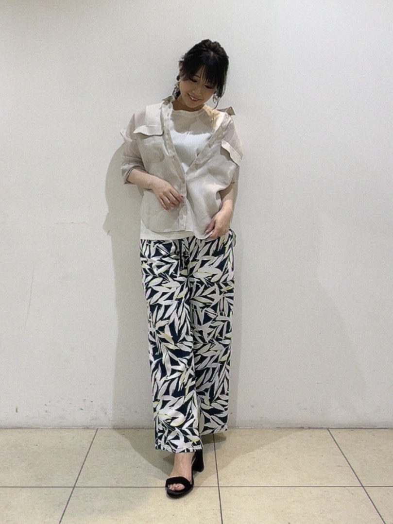 watanabeさんの「UNTITLED｜【古畑星夏さん着用/接触冷感】ドライタッチシャツ」を使ったコーディネート