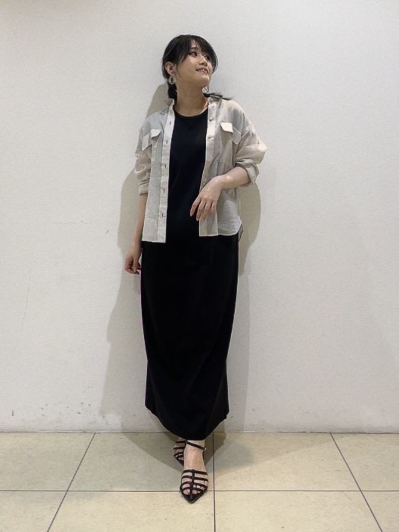 watanabeさんの「UNTITLED｜【古畑星夏さん着用/接触冷感】ドライタッチシャツ」を使ったコーディネート