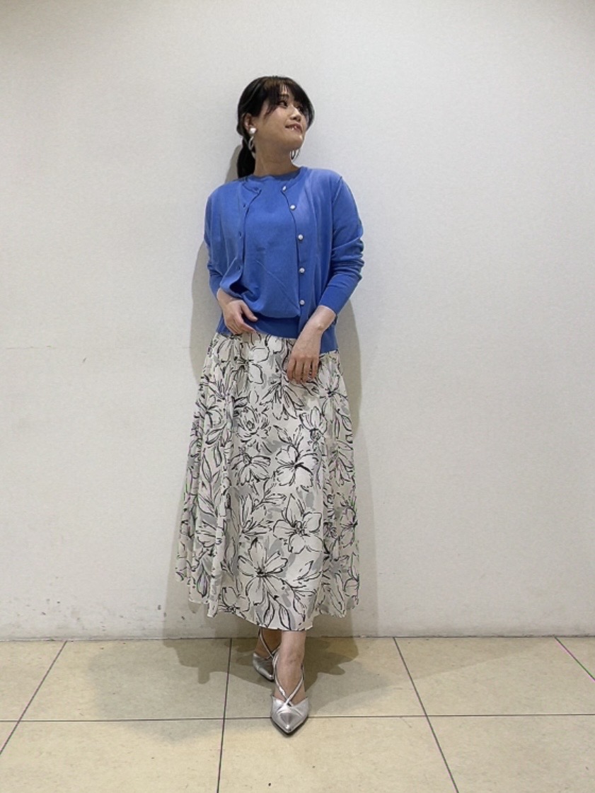 watanabeさんの「UNTITLED｜【9色展開/アンサンブル可】コットンクルーネックカーディガン」を使ったコーディネート