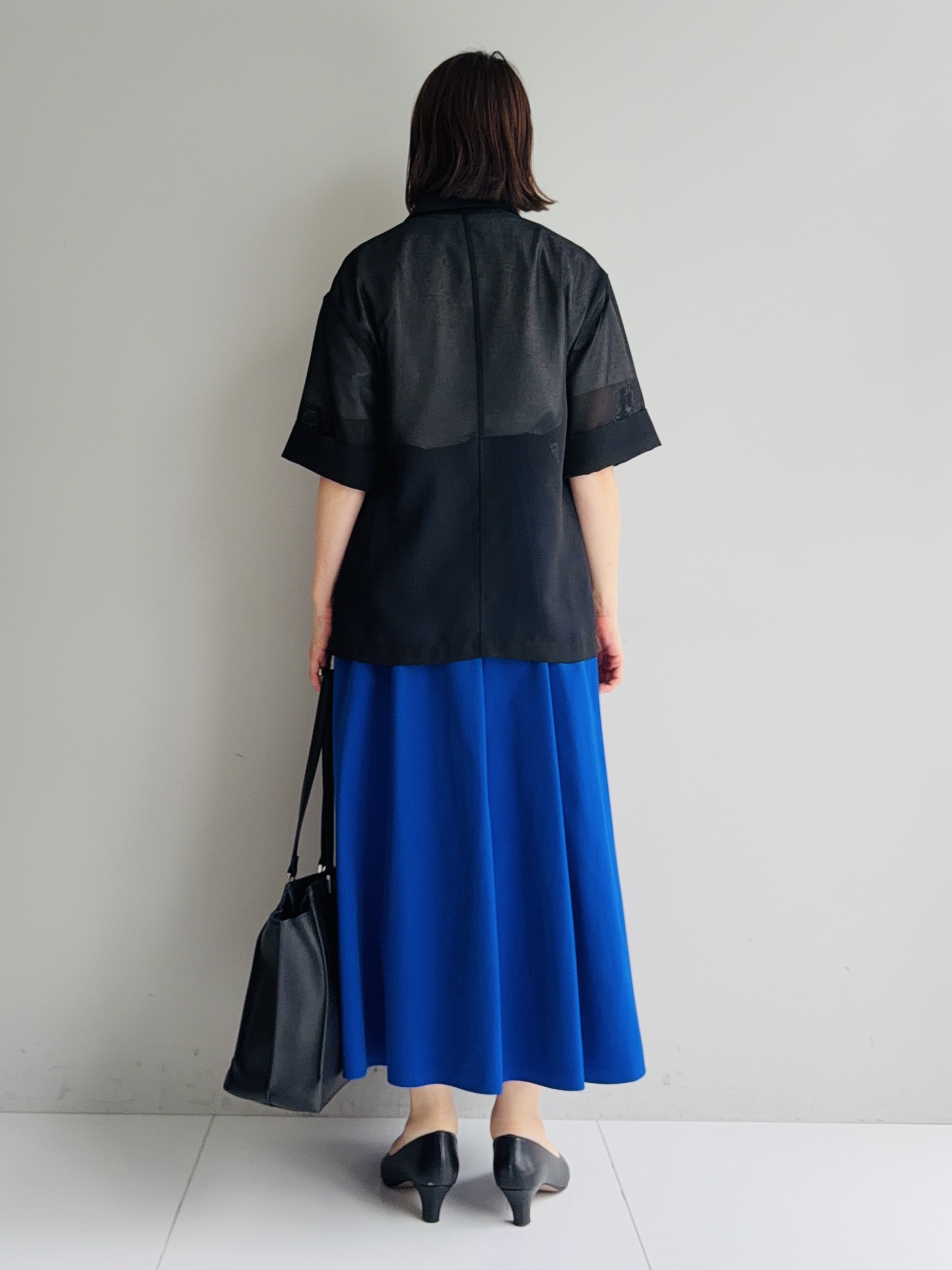murayamaさんの「INDIVI｜【洗える／メッシュ素材／SETUP可能】半袖シアージャケット」を使ったコーディネート