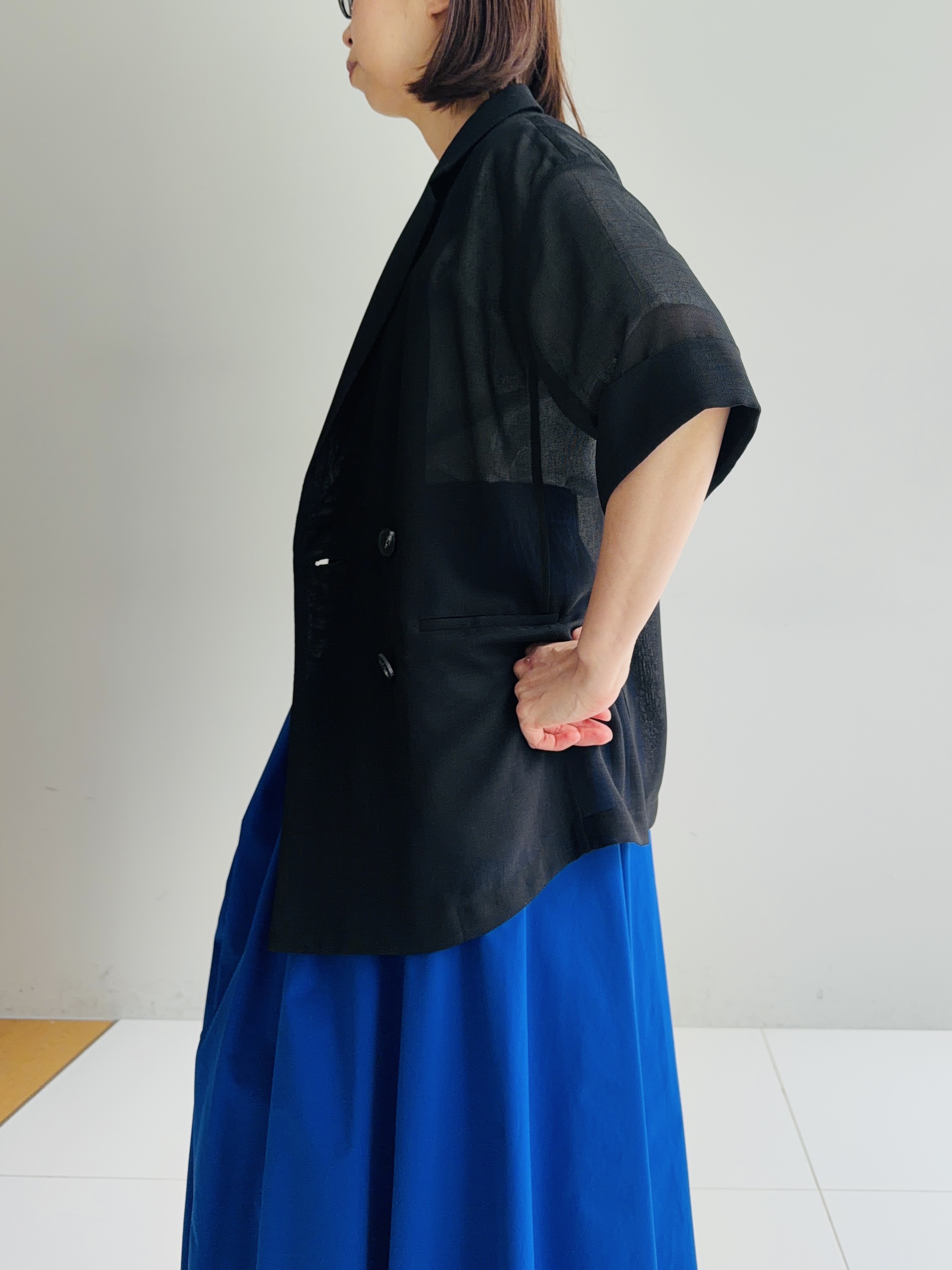 murayamaさんの「INDIVI｜【洗える／メッシュ素材／SETUP可能】半袖シアージャケット」を使ったコーディネート
