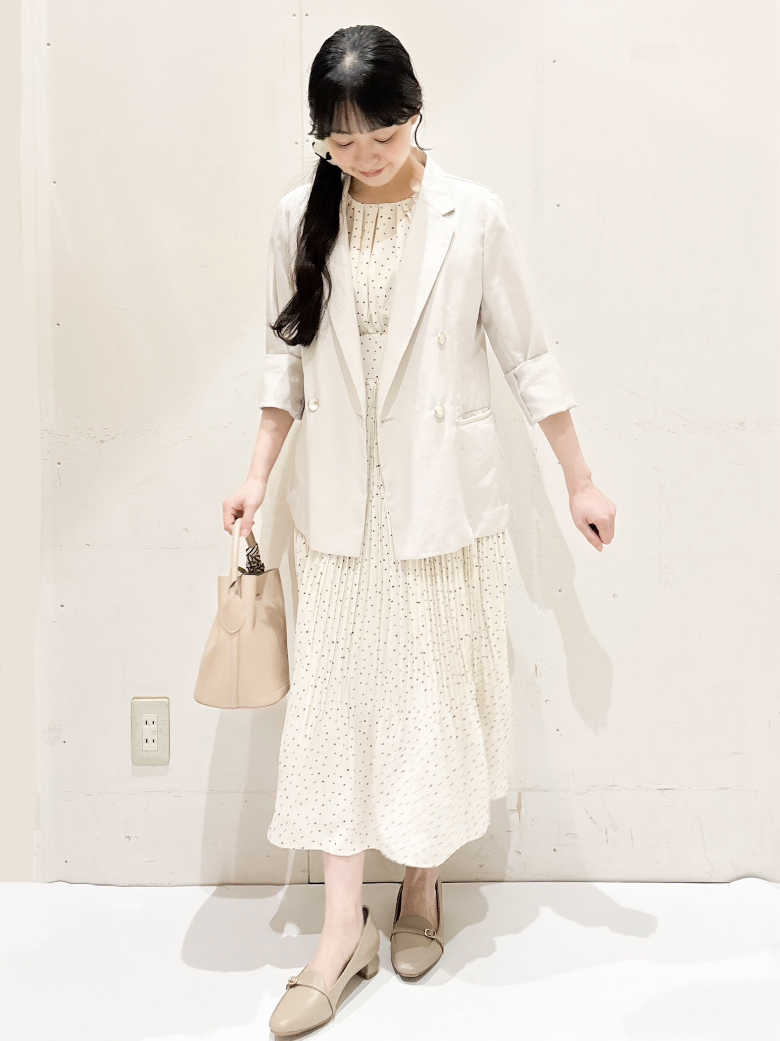 Hinaさんの「OPAQUE.CLIP｜《再入荷》ダブルブレストテーラードジャケット【接触冷感／吸水速乾／イージーアイロン／防シワ／洗濯機O」を使ったコーディネート
