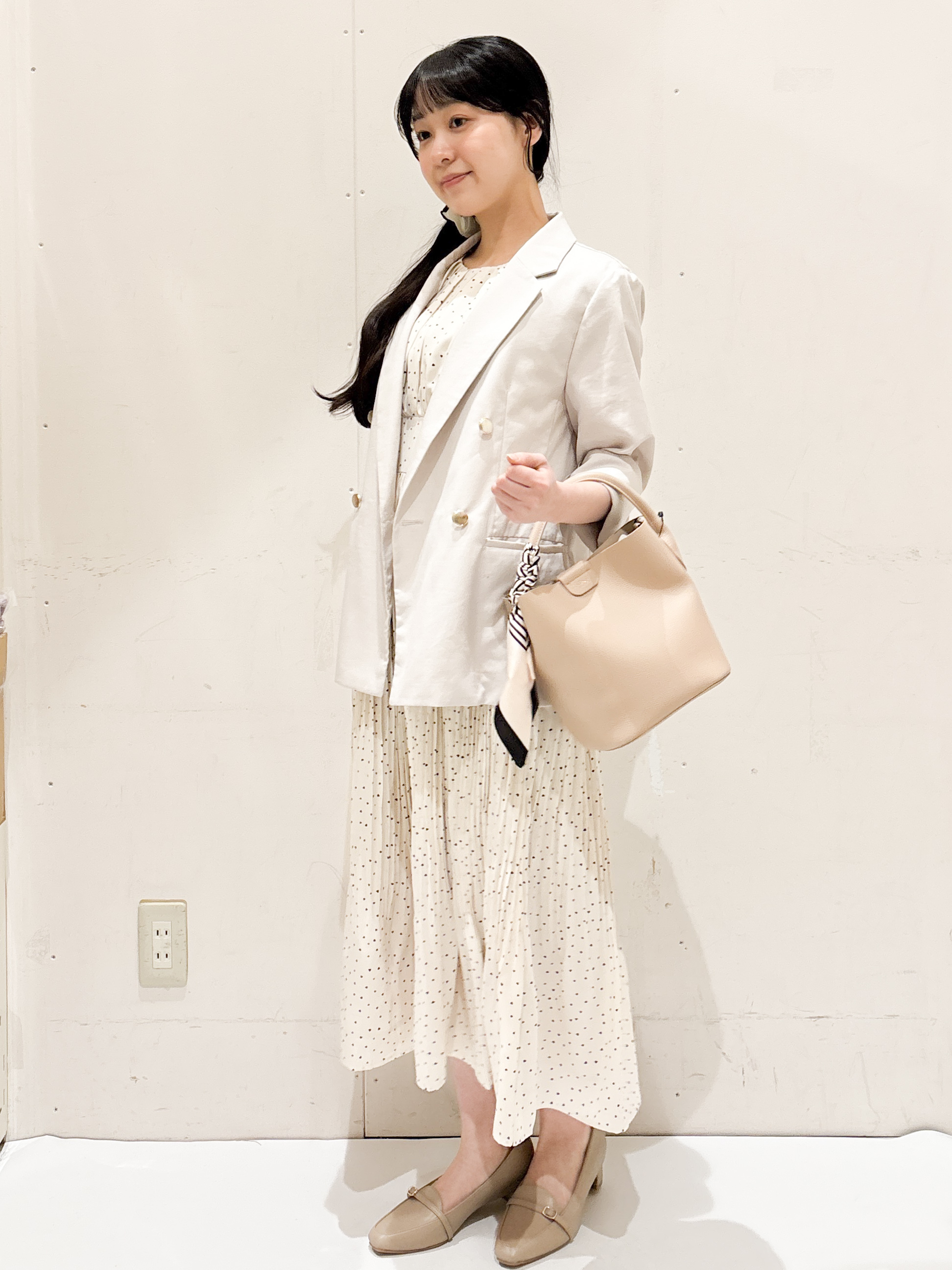 Hinaさんの「OPAQUE.CLIP｜《再入荷》ダブルブレストテーラードジャケット【接触冷感／吸水速乾／イージーアイロン／防シワ／洗濯機O」を使ったコーディネート