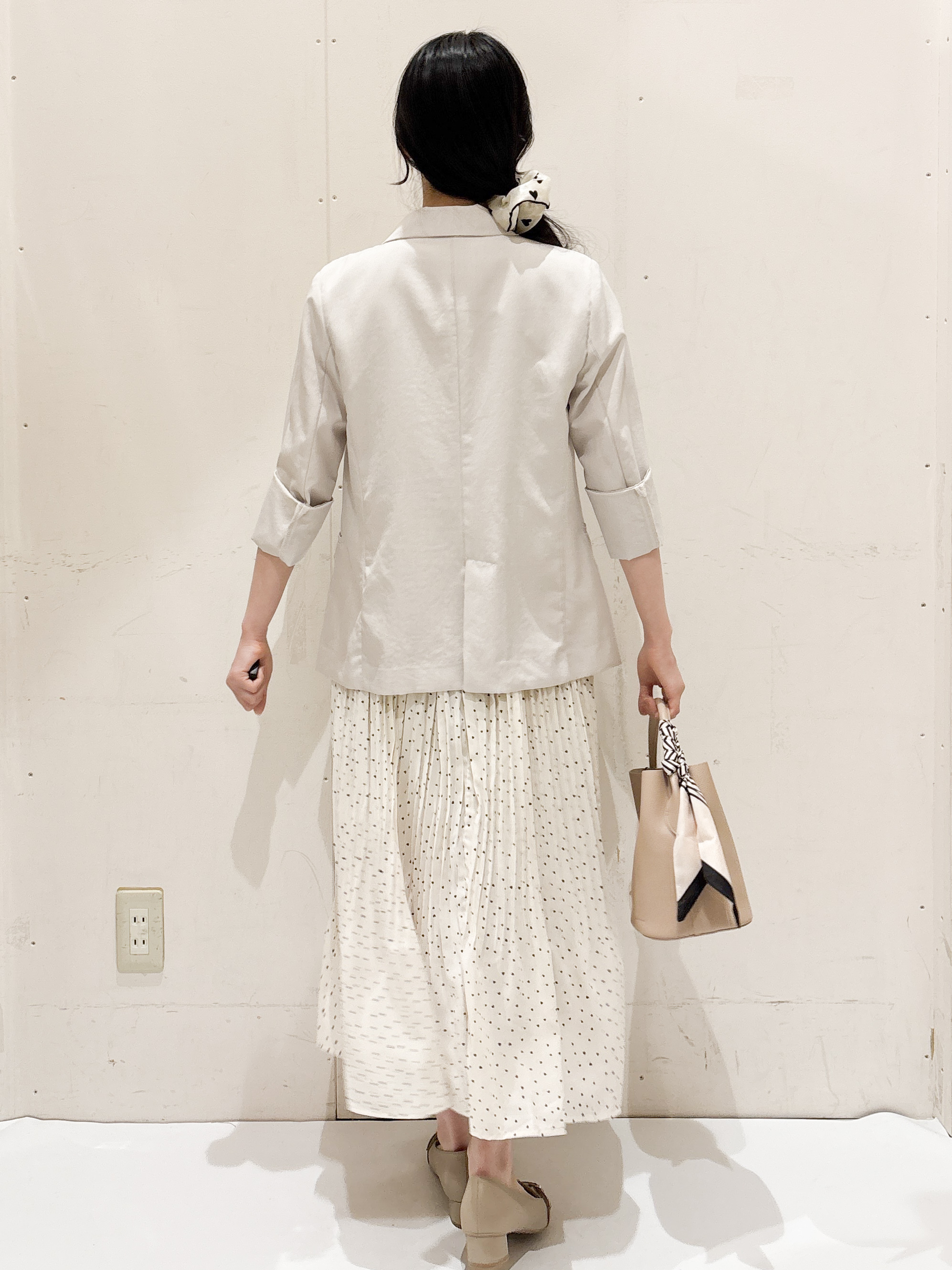 Hinaさんの「OPAQUE.CLIP｜《再入荷》ダブルブレストテーラードジャケット【接触冷感／吸水速乾／イージーアイロン／防シワ／洗濯機O」を使ったコーディネート