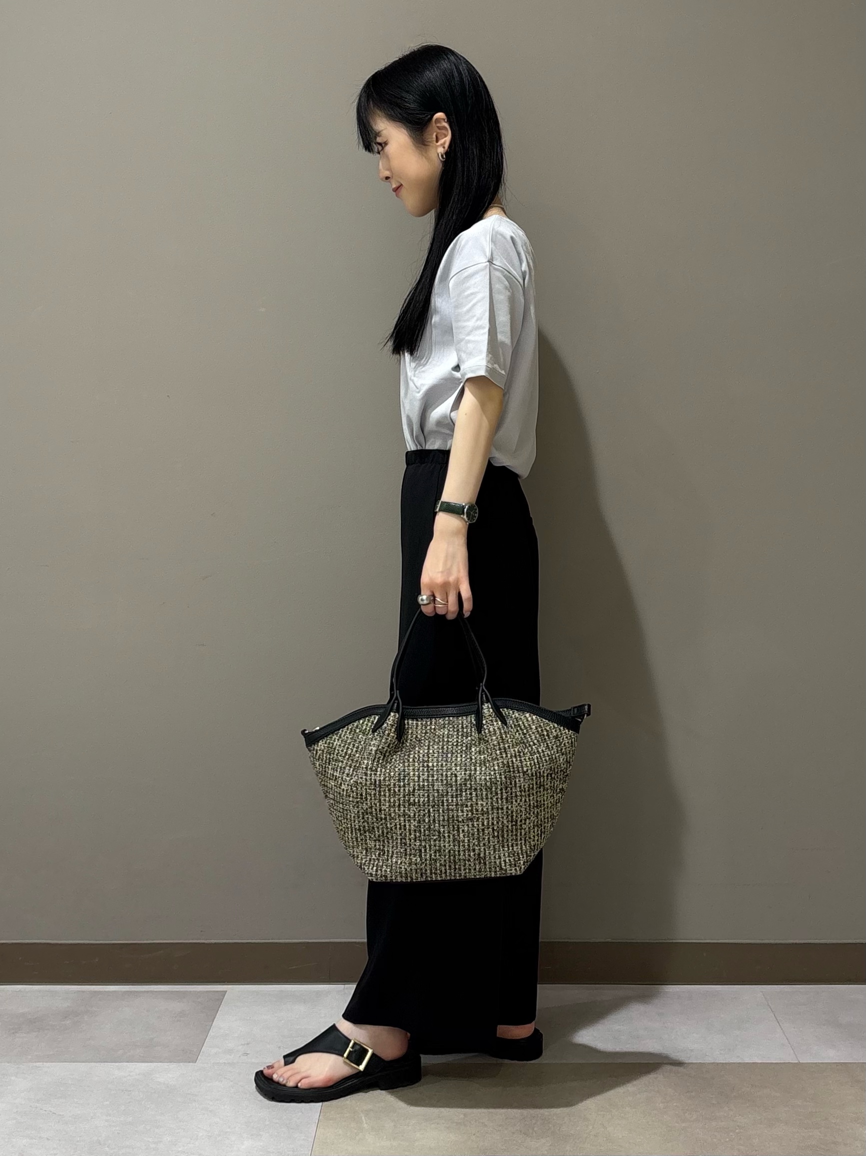 KEIKOさんの「INDIVI｜【さらに軽く軽快！／着る日傘】ドルマンダブルジャケット」を使ったコーディネート