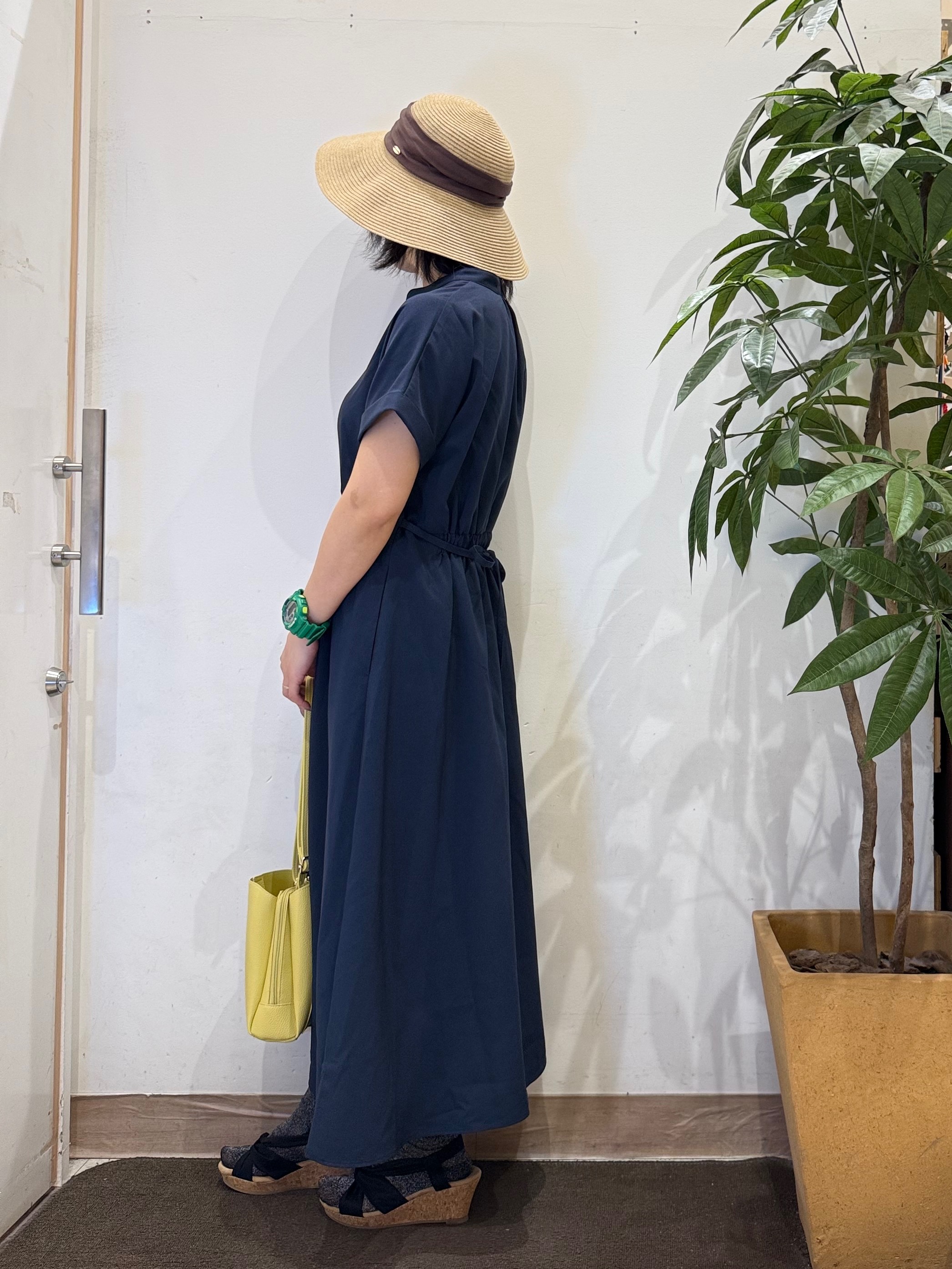 misakiさんの「SHOO･LA･RUE｜【洗濯機可／洗濯後しわになりにくい】ウエストタックフレンチワンピース」を使ったコーディネート