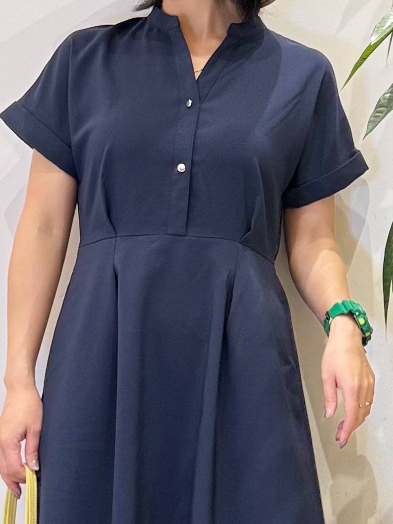 misakiさんの「SHOO･LA･RUE｜【洗濯機可／洗濯後しわになりにくい】ウエストタックフレンチワンピース」を使ったコーディネート