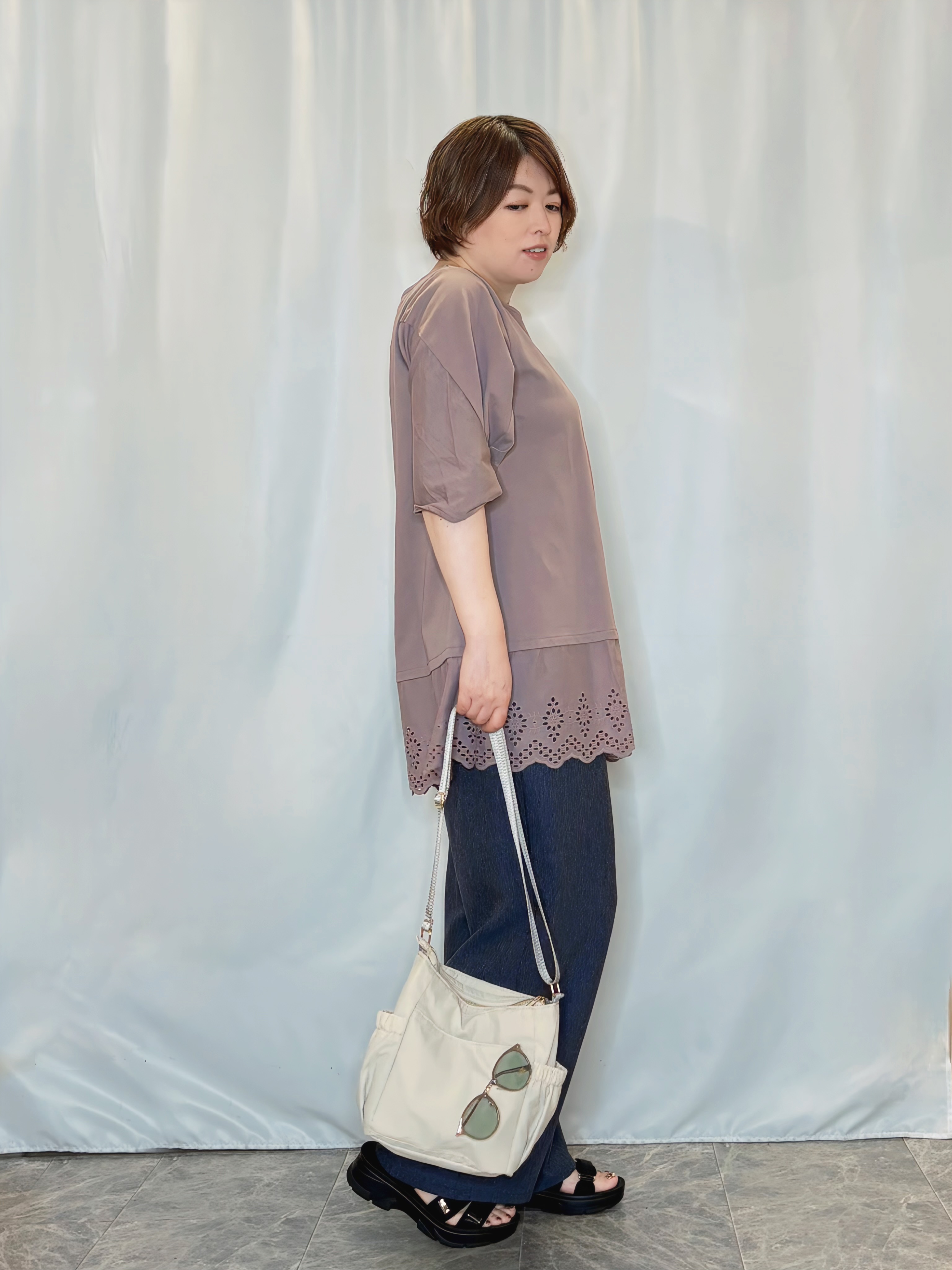 たみさんの「SHOO･LA･RUE｜【洗濯機可/ひんやり/S-LL】裾レース切り替え ねじりお袖チュニック」を使ったコーディネート