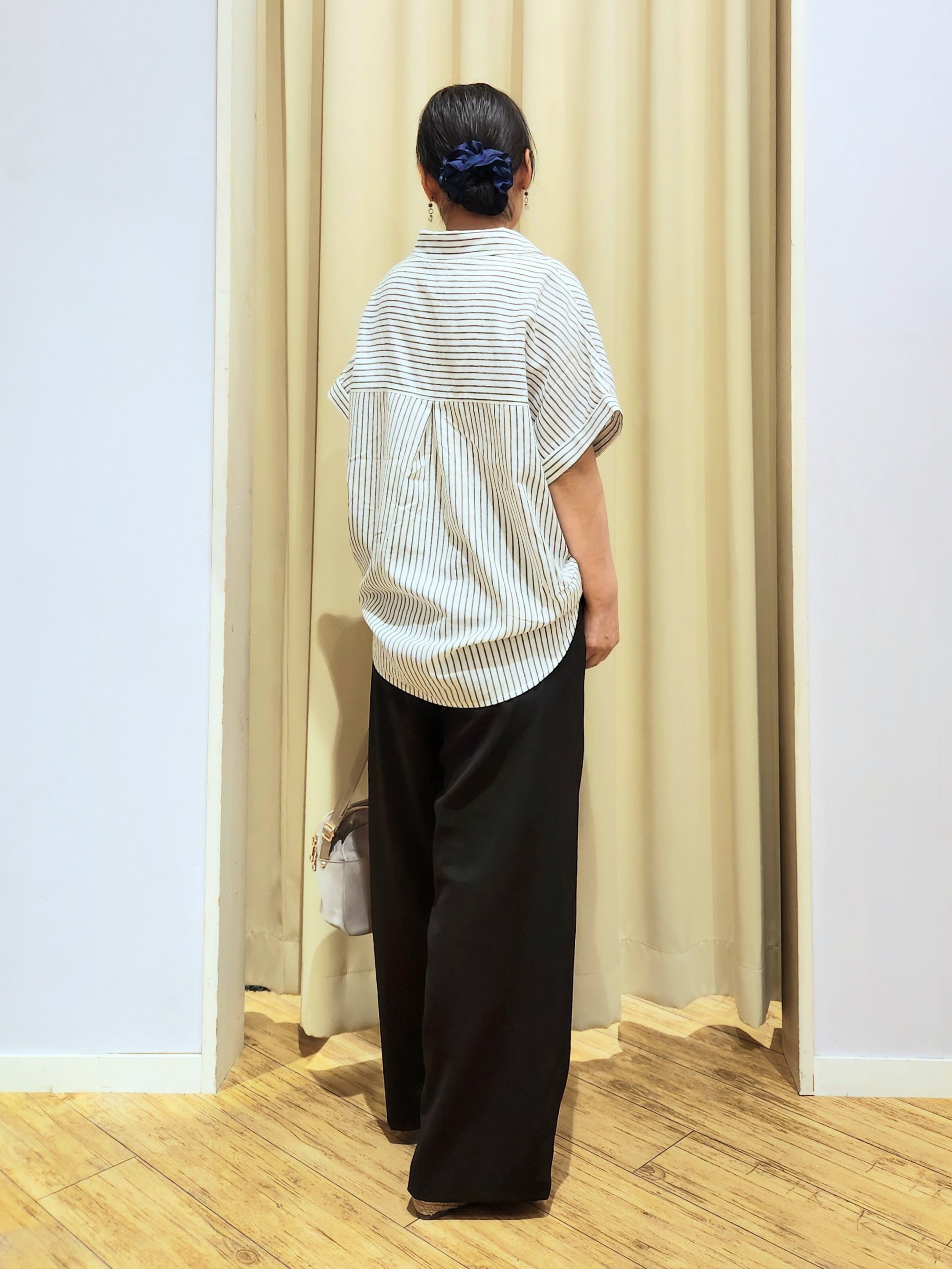 くまさんの「SHOO･LA･RUE｜【ひんやり/UV】インせず着られる フレンチリネンスキッパーシャツ」を使ったコーディネート