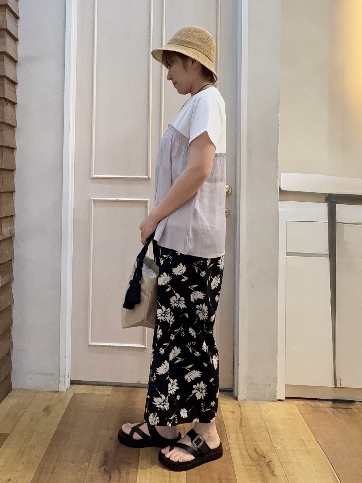 きょんさんの「SHOO･LA･RUE｜【ひんやり/S-LL】1枚でインせず決まる きらきらビスチェ風Tシャツ」を使ったコーディネート