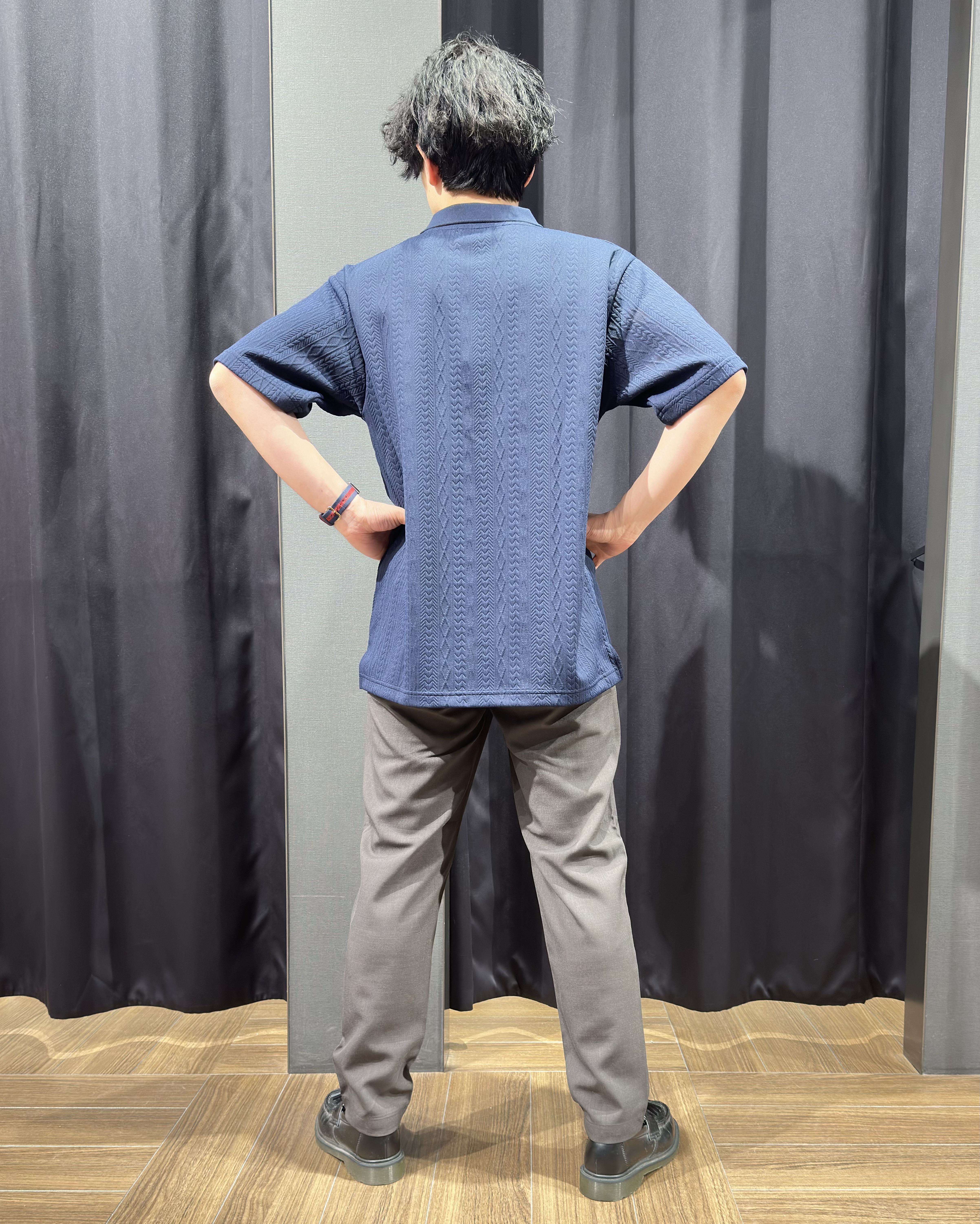tomoyaさんの「THE SHOP TK｜【シンプルすぎない大人の表情】ケーブルフクレポロシャツ 吸水速乾/UVケア/洗濯機OK」を使ったコーディネート