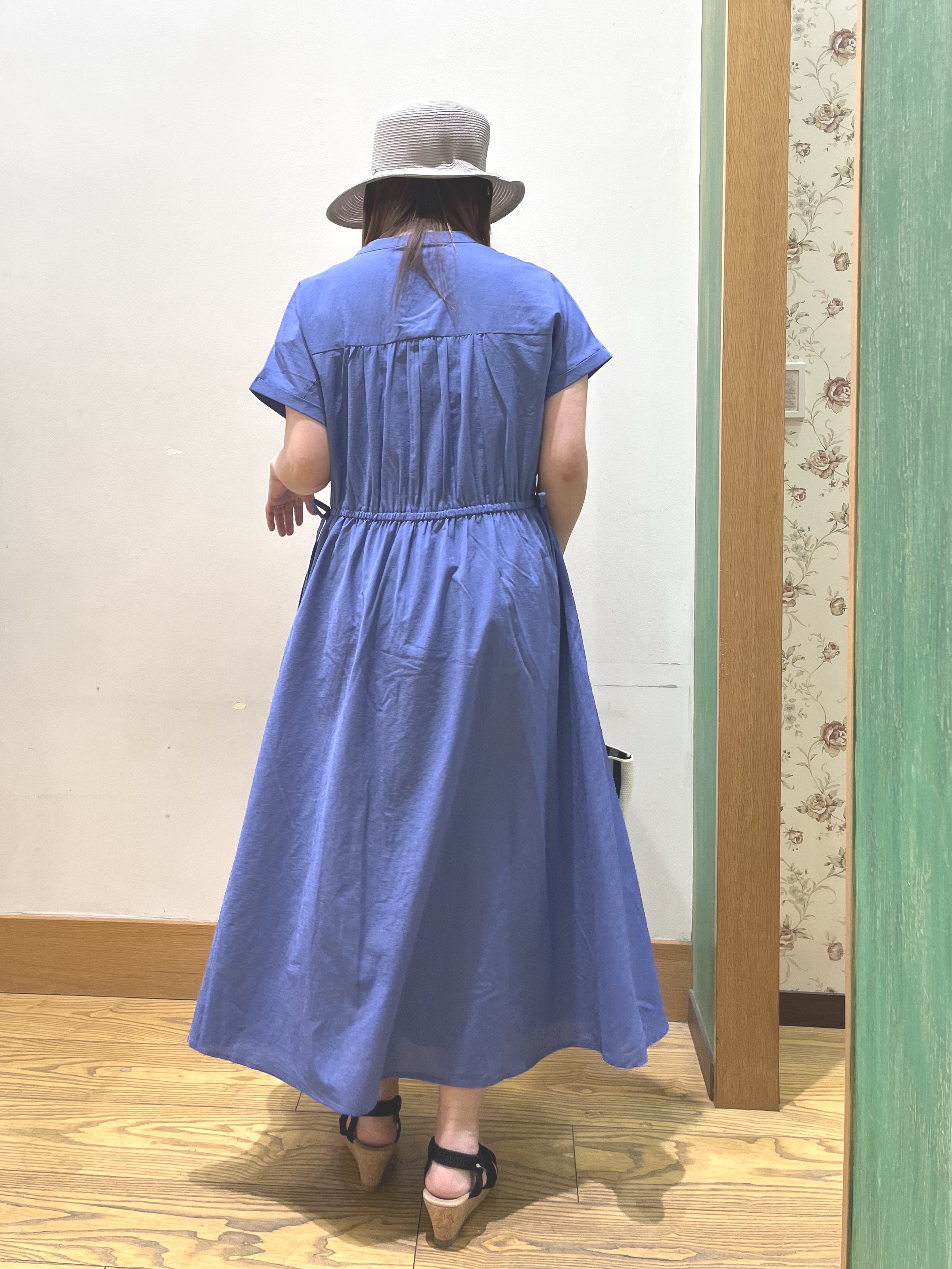 ゆっきーさんの「SHOO･LA･RUE｜【ひんやり/UV/吸水速乾/洗濯機可】さらり快適 ギャザーリボンワンピース」を使ったコーディネート