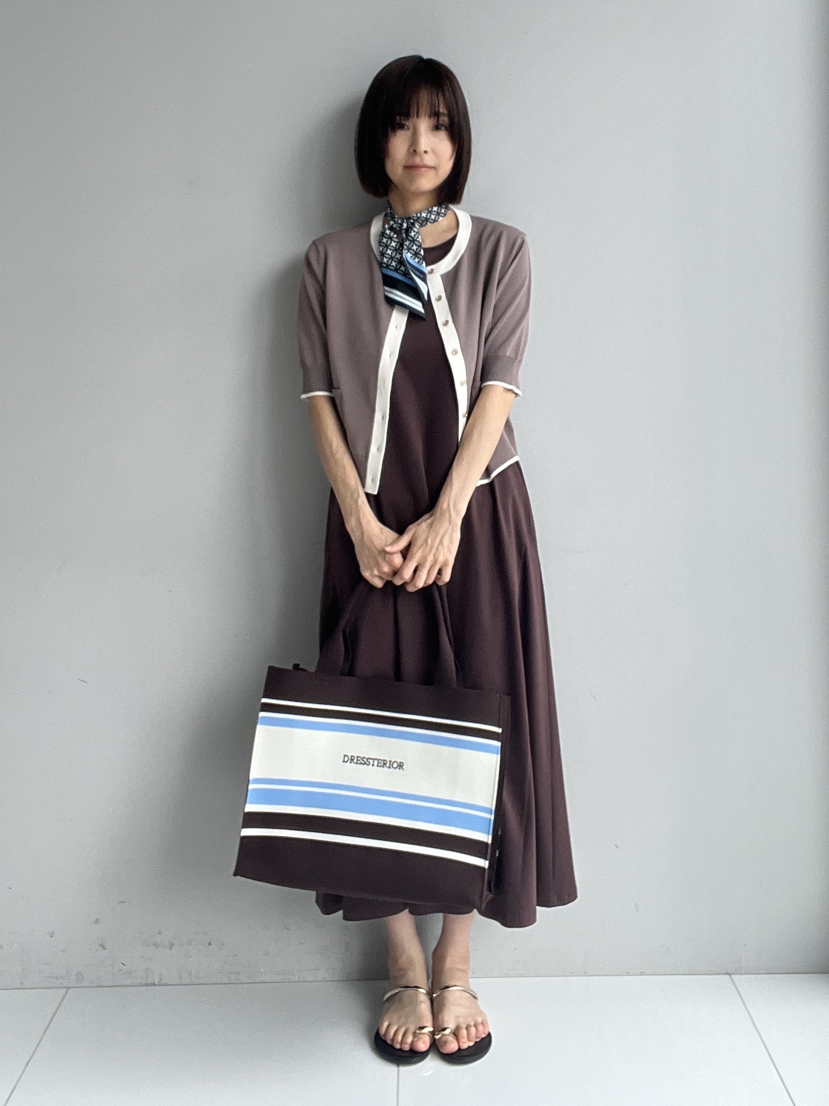misaさんの「DRESSTERIOR｜【接触冷感／抗菌防臭／消臭/ウォッシャブル】アイスクリアコットン フレンチスリーブワンピース」を使ったコーディネート