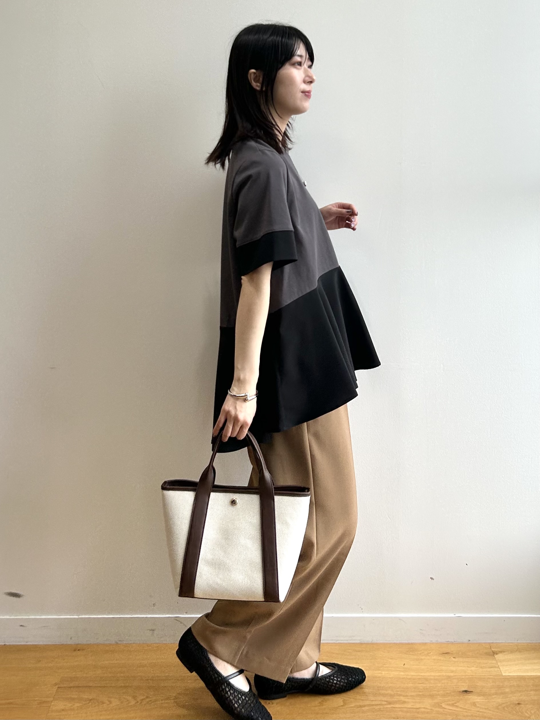 RINAさんの「OPAQUE.CLIP｜ペプラム切替ドッキングトップス」を使ったコーディネート