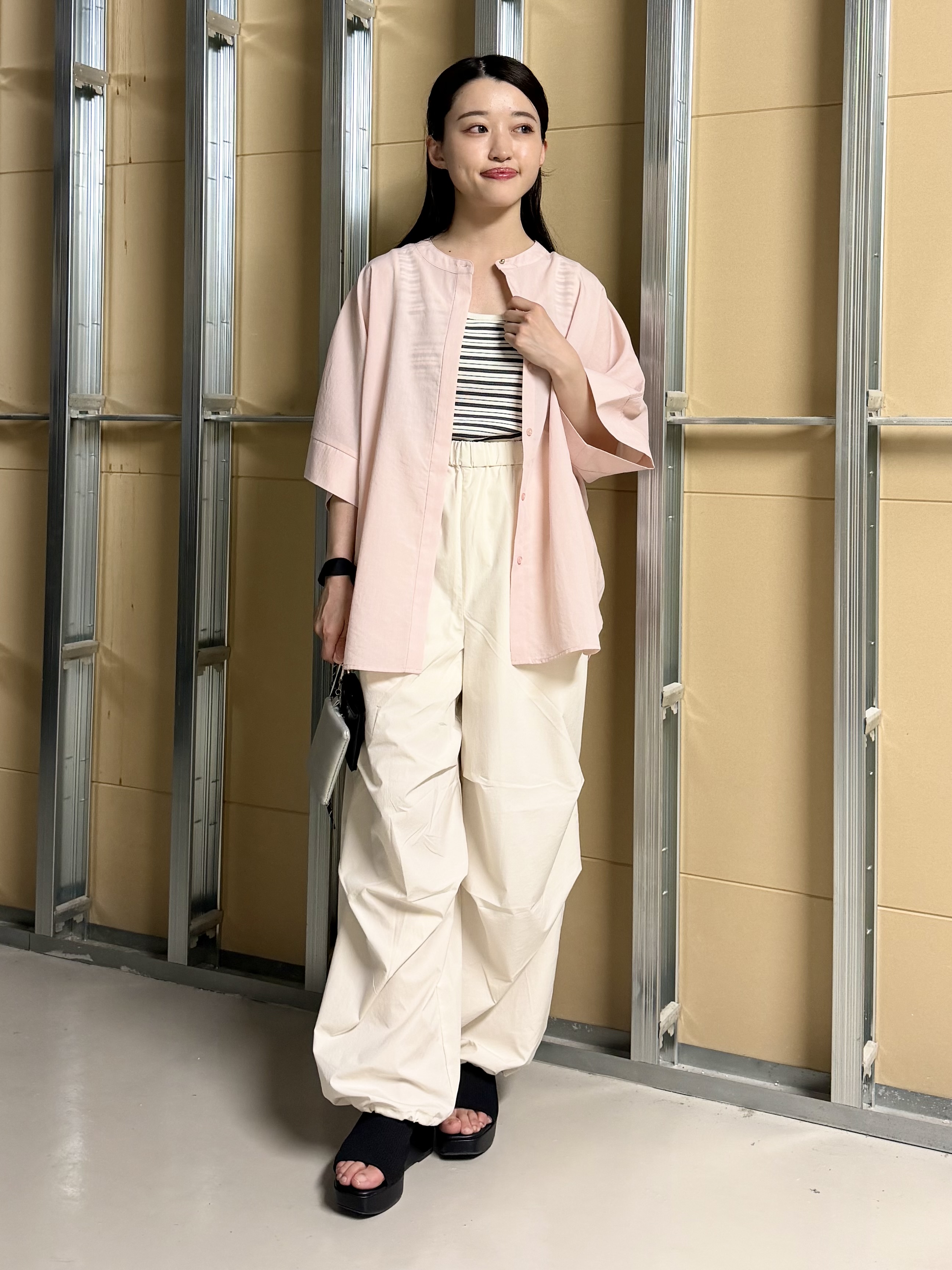 sahoさんの「THE SHOP TK｜【高レビュー/体型カバー】さらっと快適 ドルマン5分袖ブラウス」を使ったコーディネート
