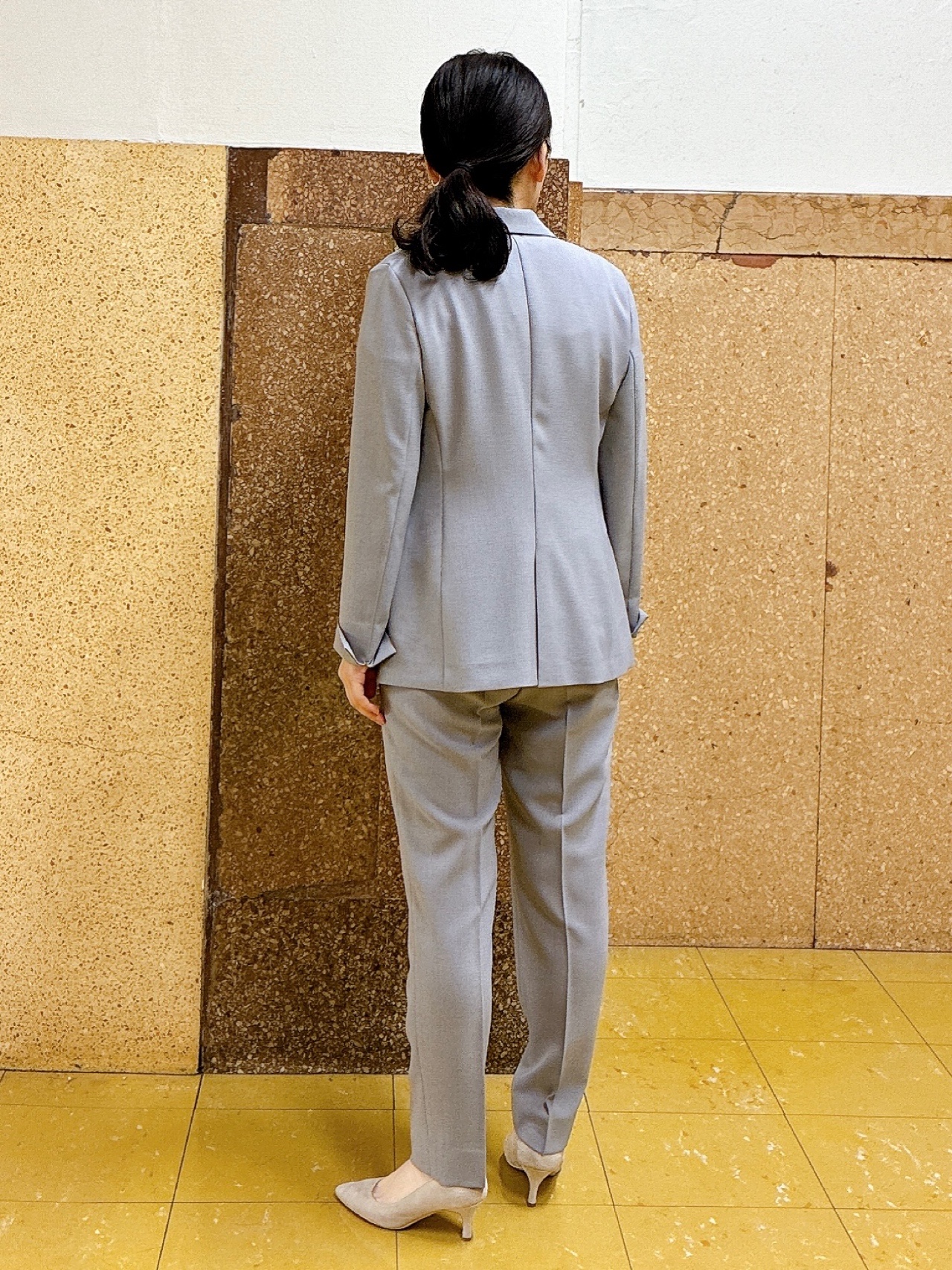 hattoriさんの「INDIVI｜【定番スーツ／UVケア／洗える】ウール調テーラードジャケット」を使ったコーディネート